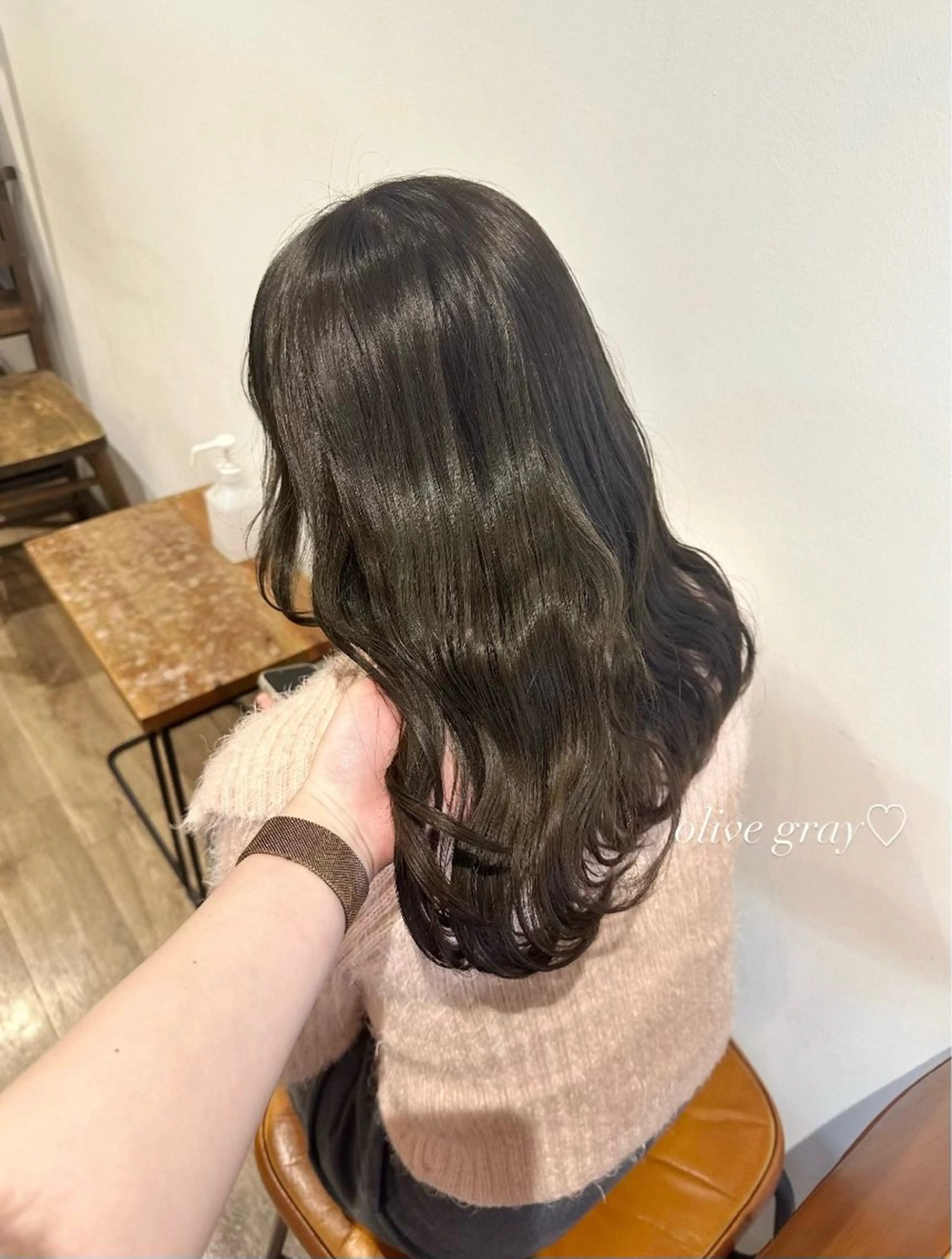 ロング カラー ヘアアレンジ ヘアカラー トリートメント himawari♡ 柔らかいカラーのヘアスタイル