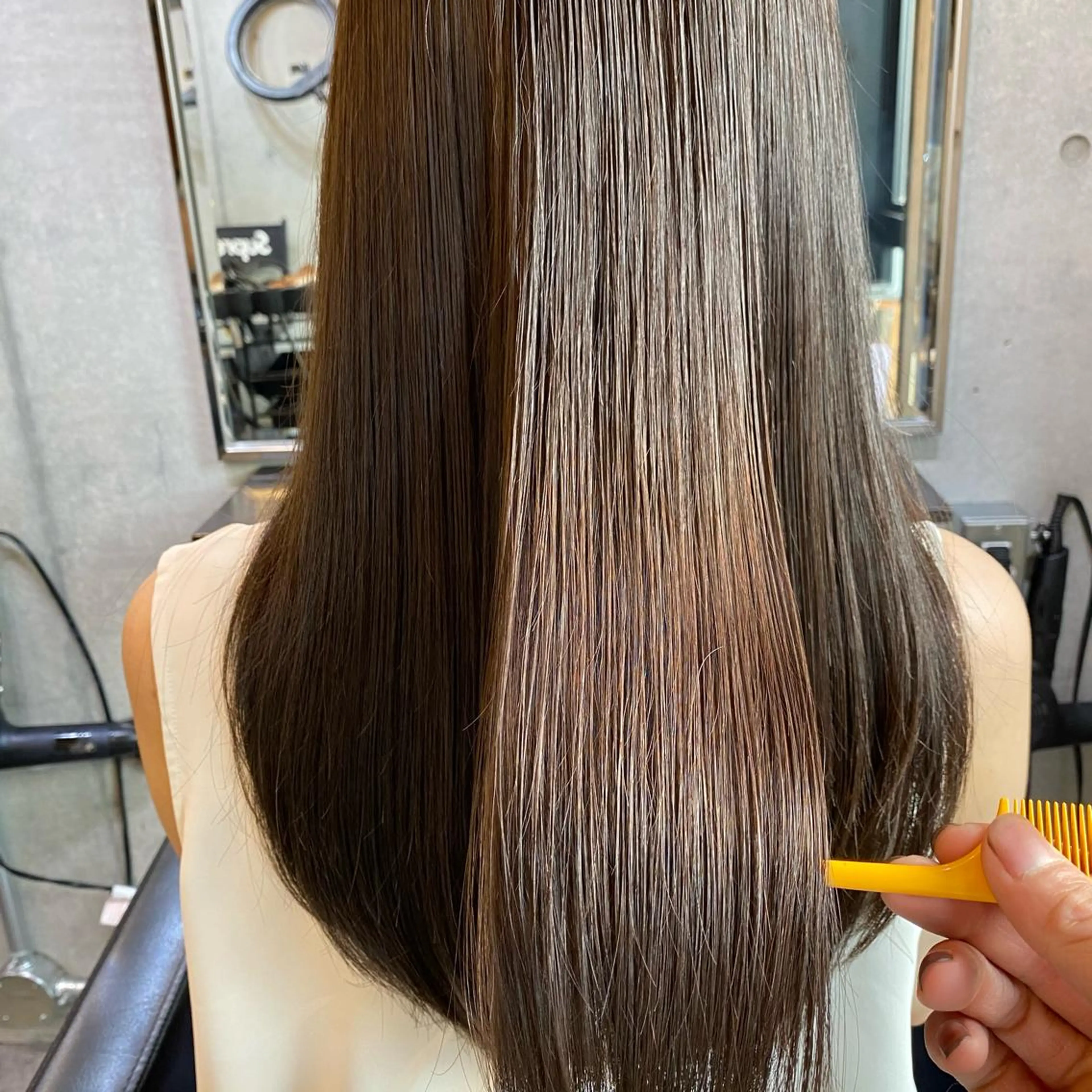 ロング カラー 艶髪ブリーチ 永井竜也のヘアスタイル