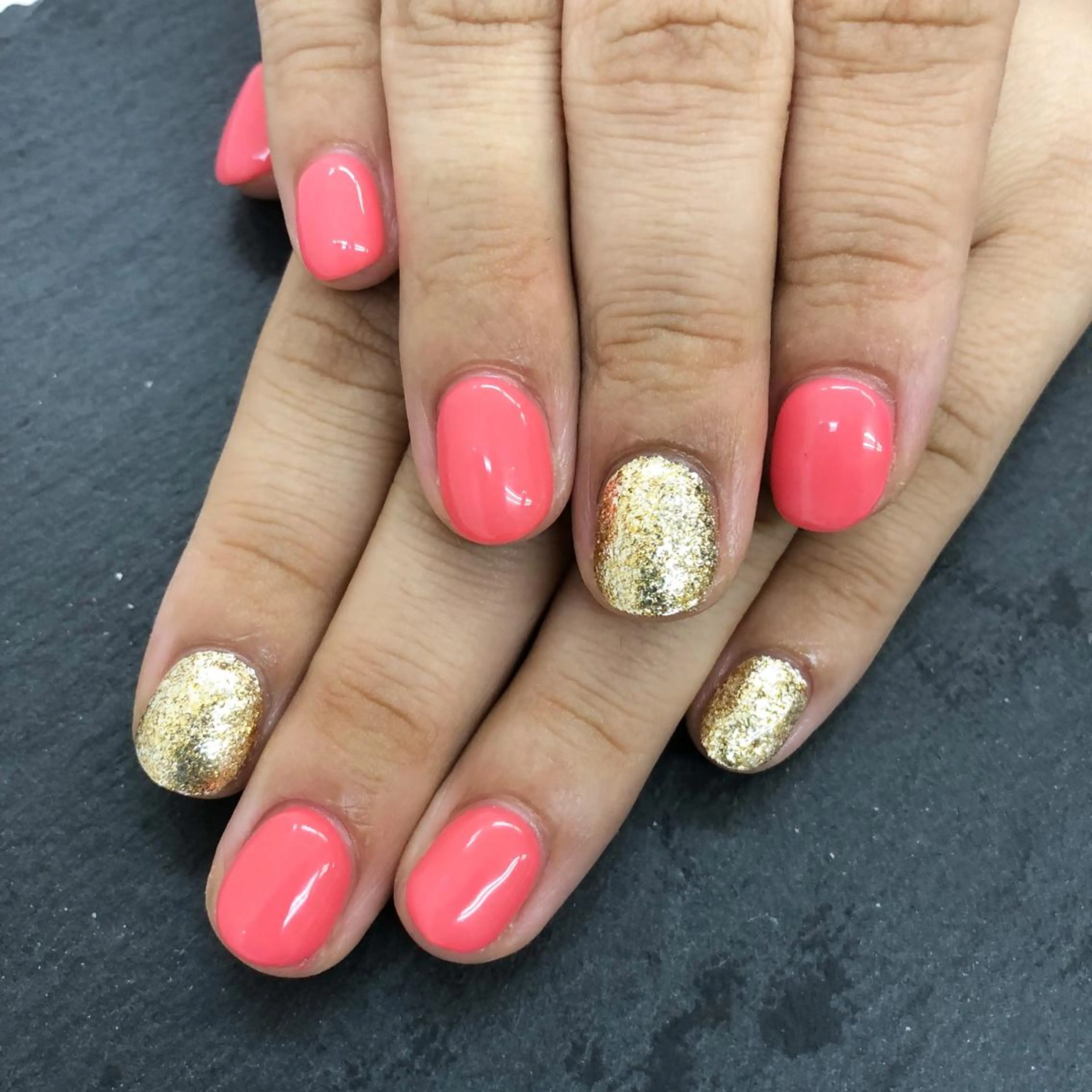 ネイル ゴールド ワンカラーネイル オレンジ ハンドネイル esNail&eye イーズネイル＆アイのネイルデザイン
