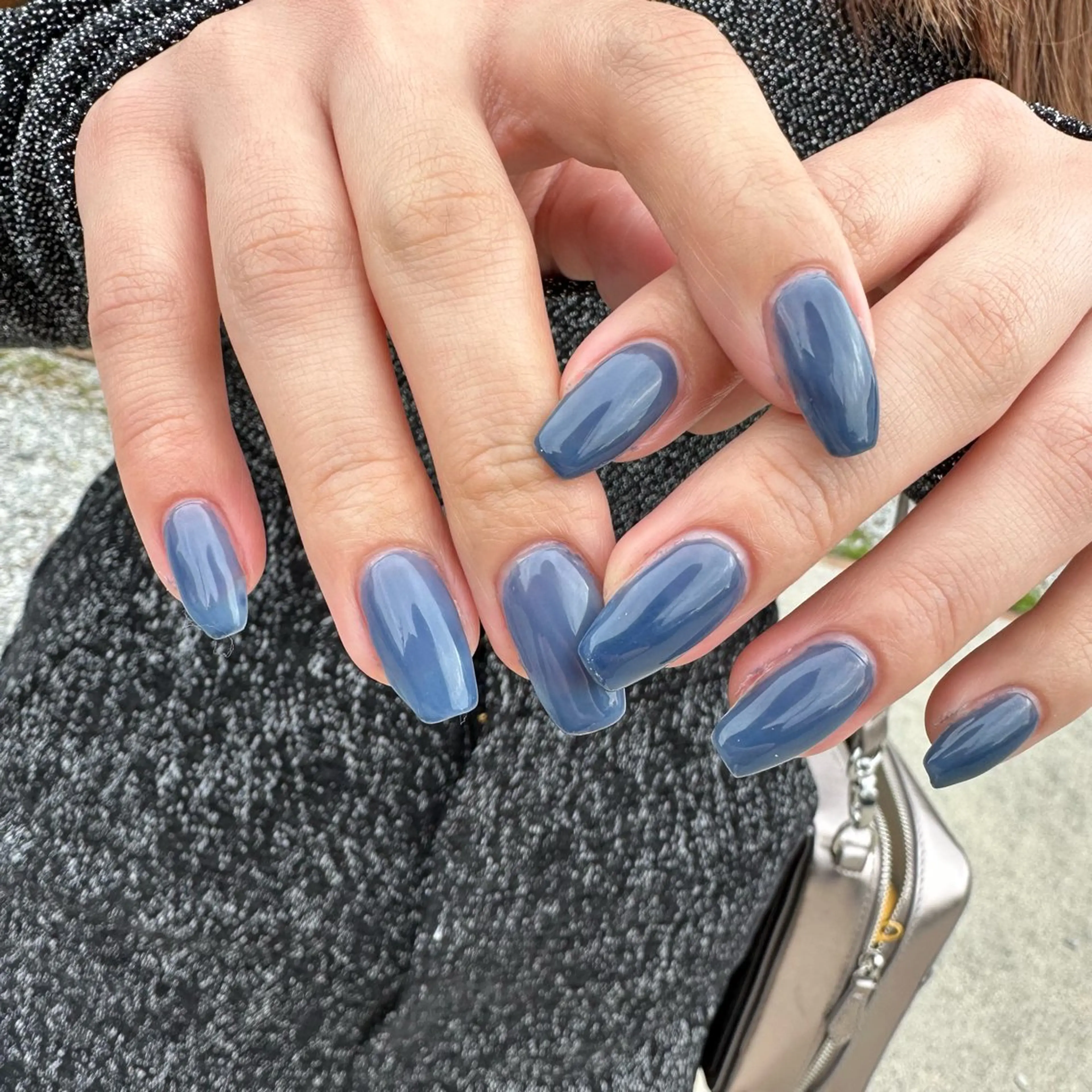 ネイル ネイビー ワンカラーネイル ハンドネイル nailsalon soie所属・soie/ YAEのネイルデザイン