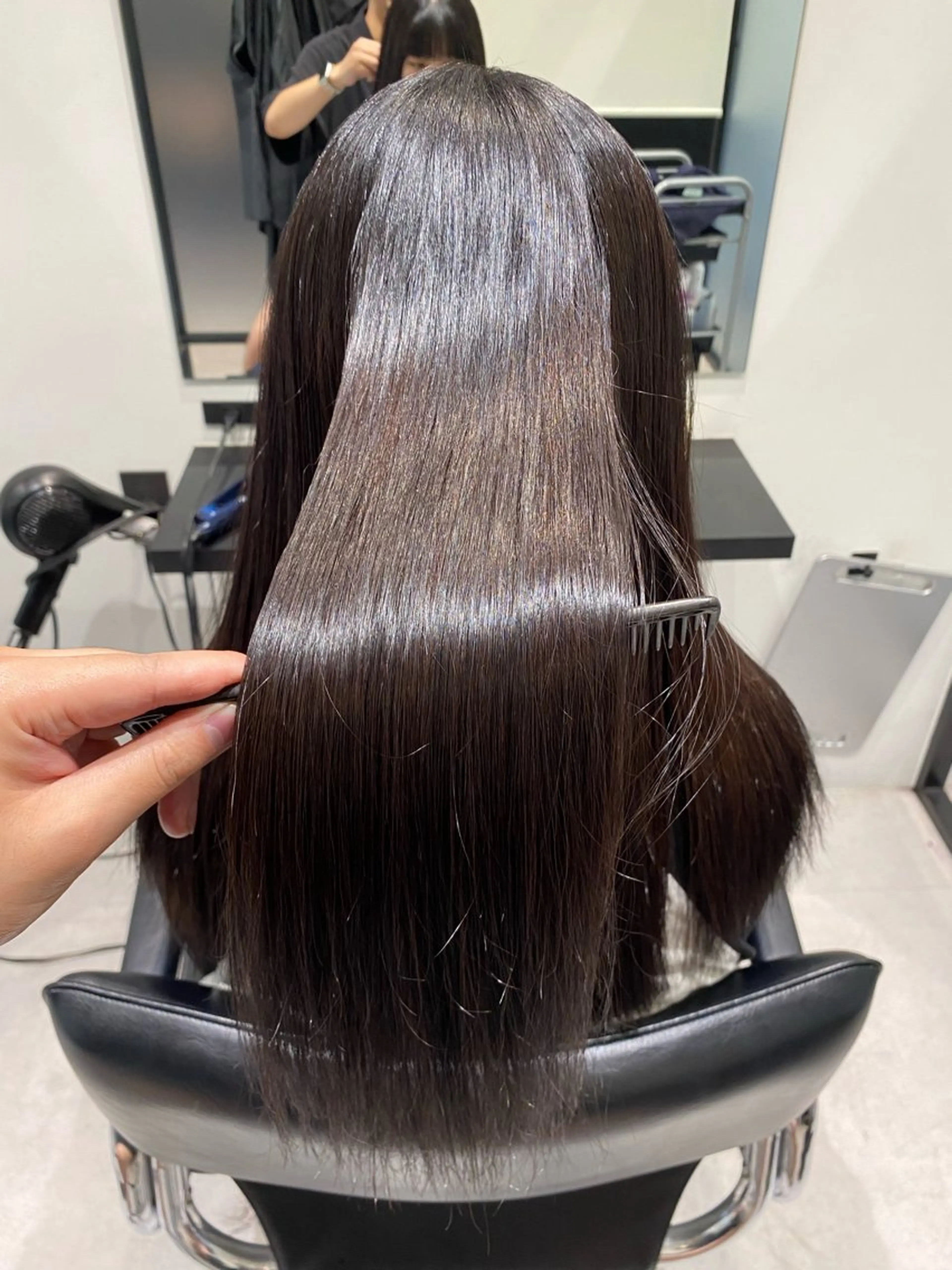セミロング カット ヘアカラー トリートメント 髪質改善水素TR× レイヤーカット/熊澤のヘアスタイル