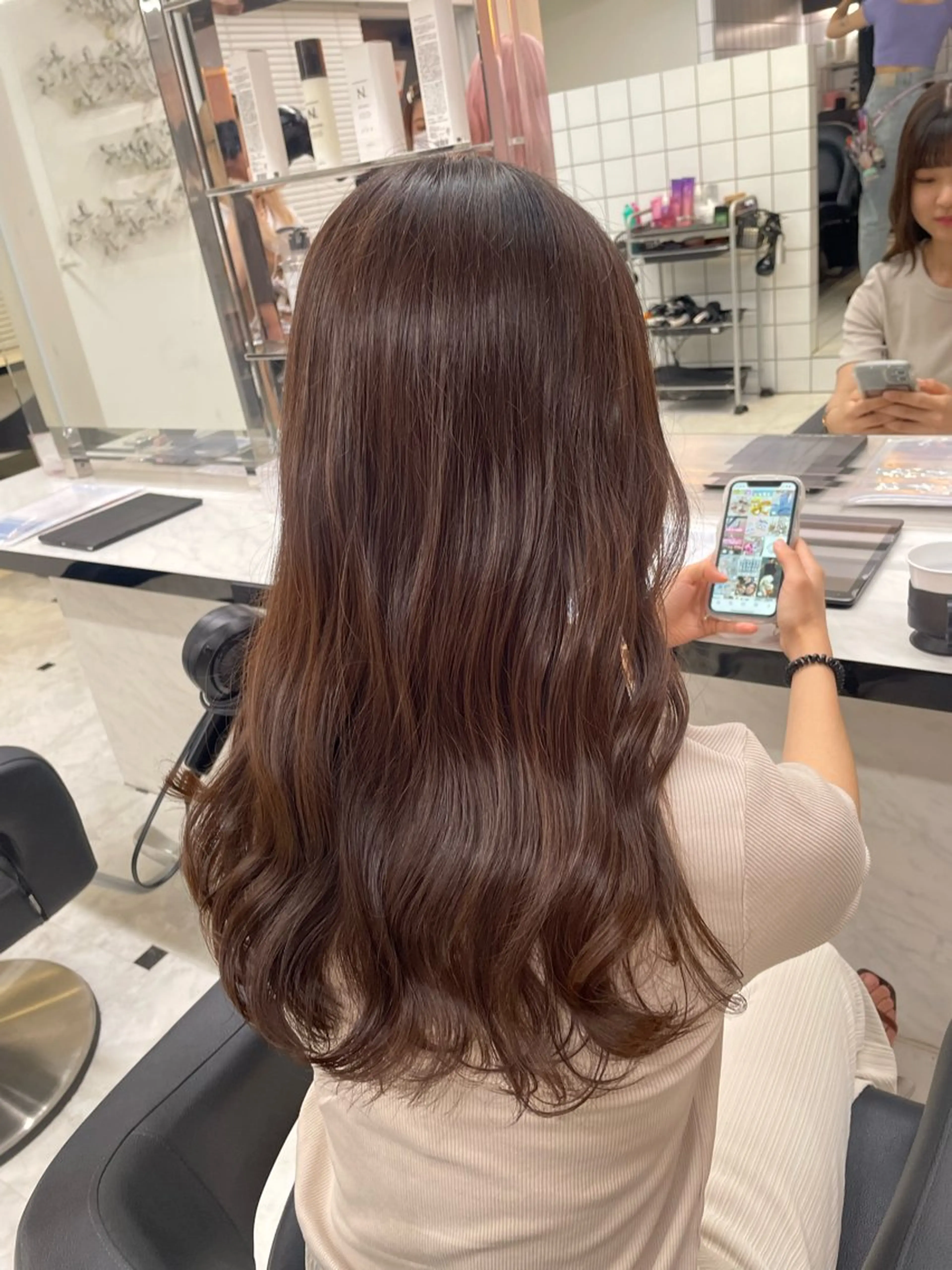 セミロング うる艶トレンドヘア 🕊️上野BABYのヘアスタイル