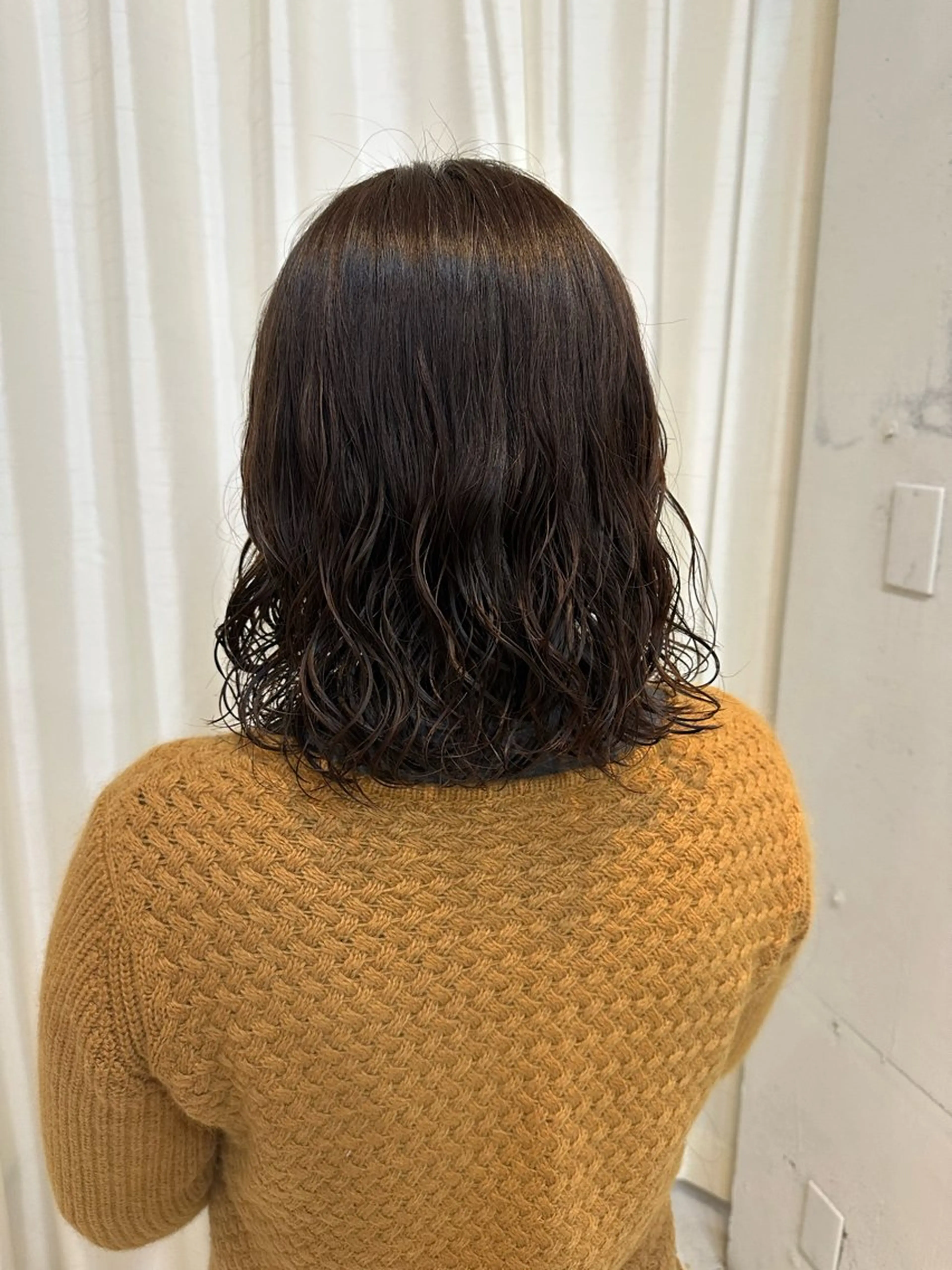 ミディアム パーマ ミディアムパーマ 門手 菜々子のヘアスタイル