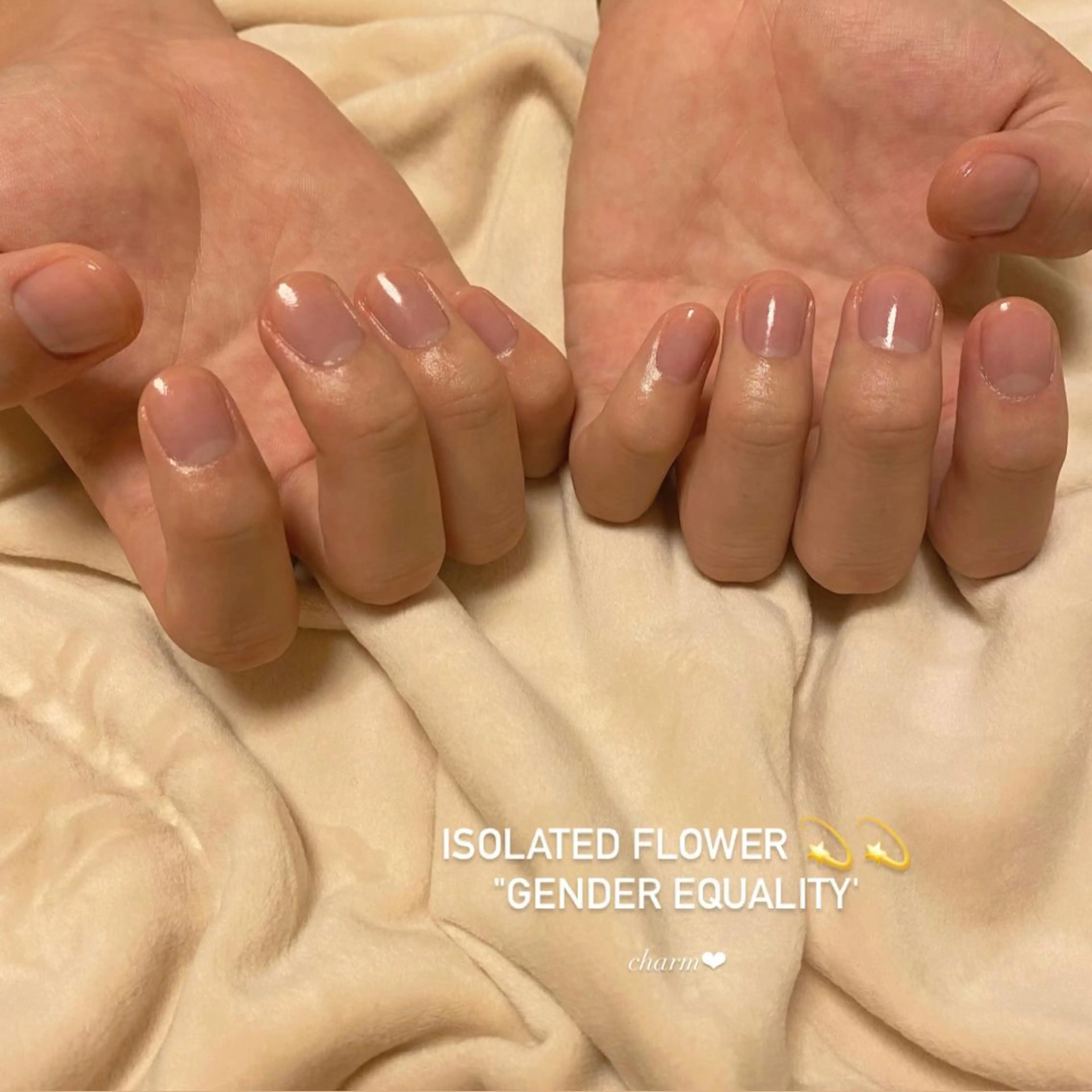 ネイルケア(ハンド)…①フォームを整える②甘皮処理③表面磨き※の写真