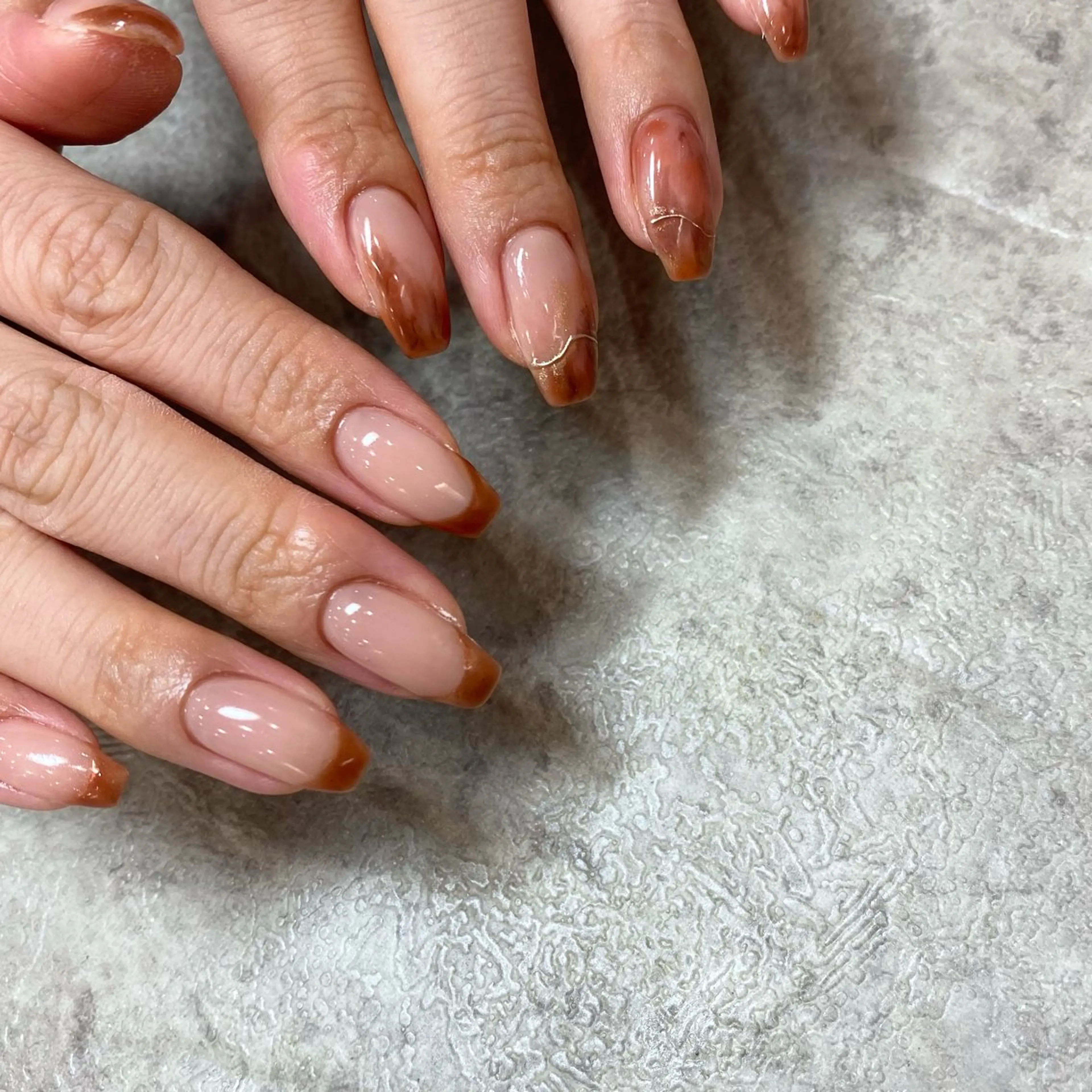 ネイル フレンチネイル ミラーネイル ニュアンスネイル オフィスネイル Nailsalon Merci所属・Merci momoのネイルデザイン