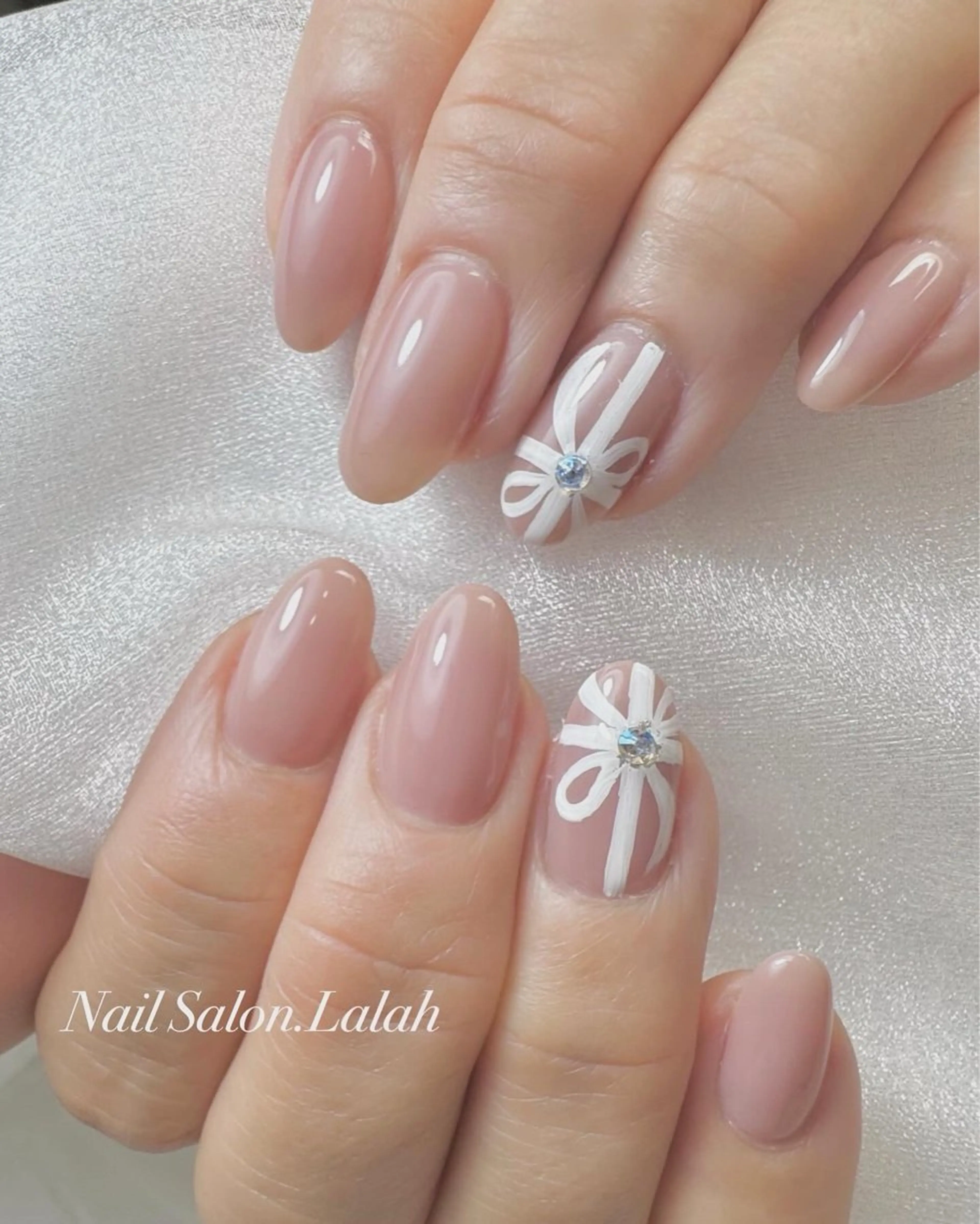 ネイル リボン Nail Salon .Lalahのネイルデザイン
