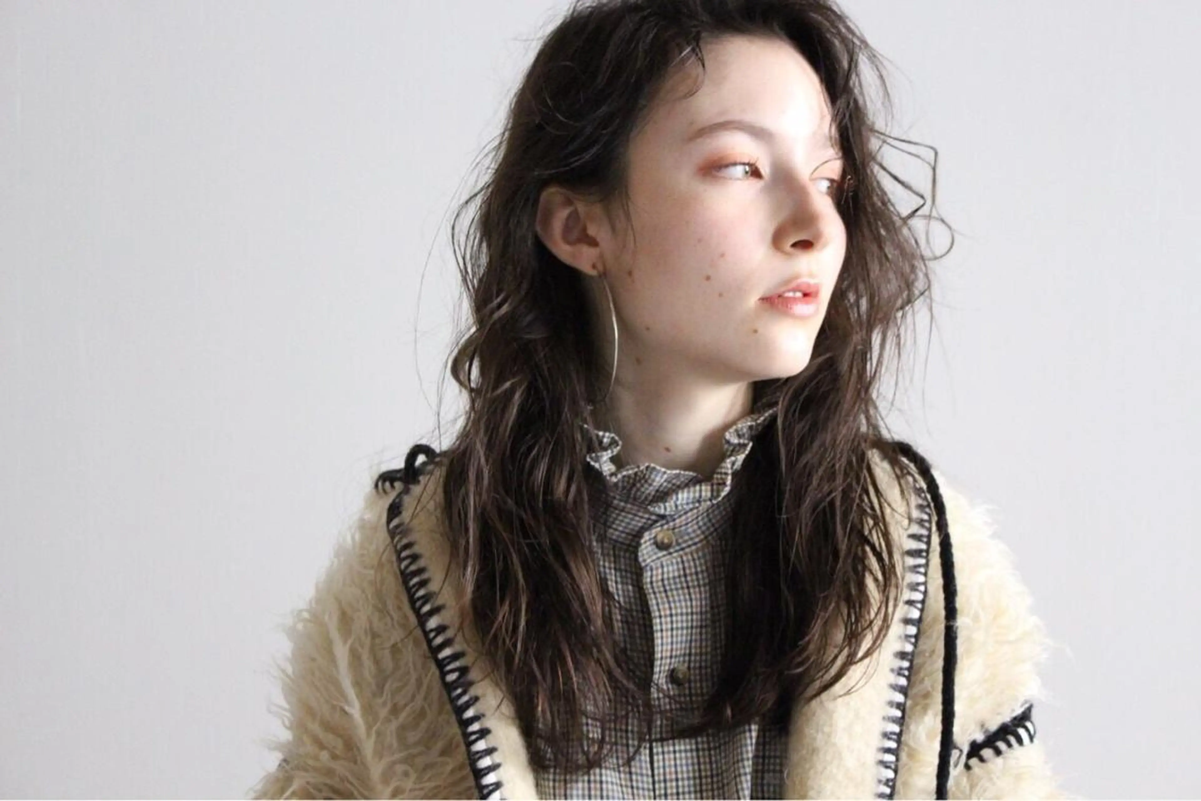 ロング カット ヘアカラー トリートメント シンタニ ナオトのヘアスタイル
