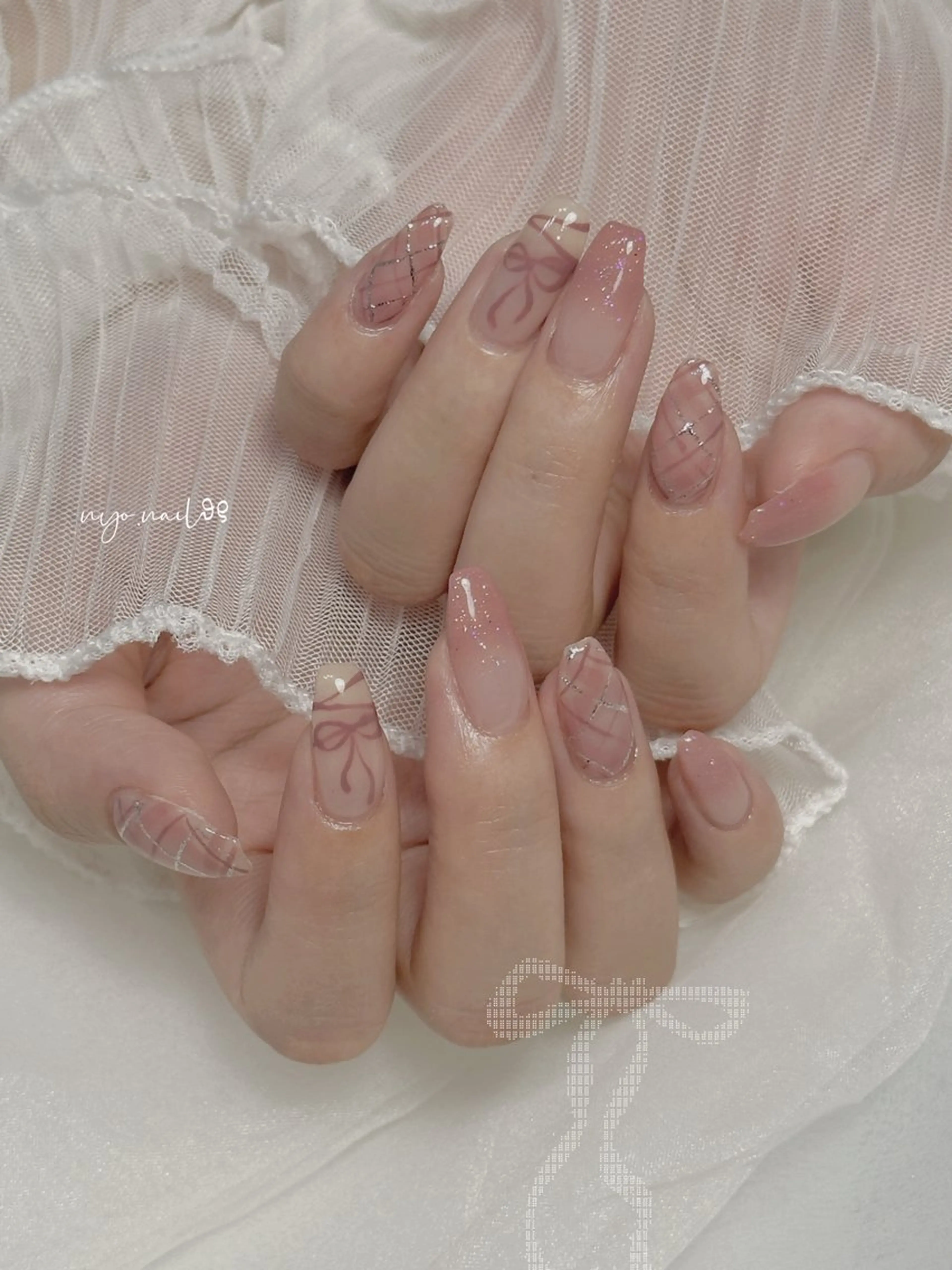 ネイル ハンドネイル 🩵ニヨ ネイル ☁️のネイルデザイン