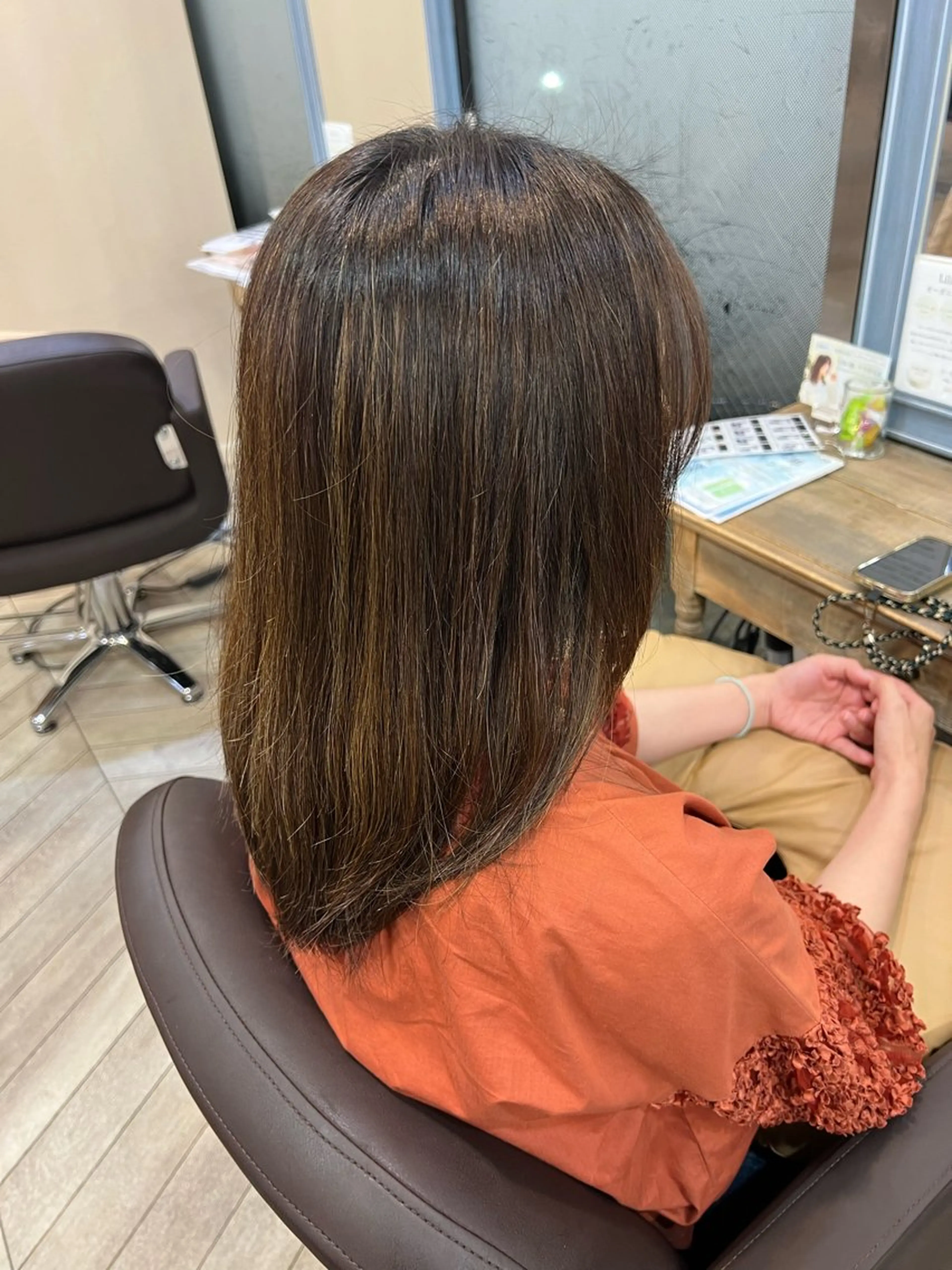 ロング ハイライト 縮毛矯正 メンズカット練習モ デル募集中✨️NOAのヘアスタイル