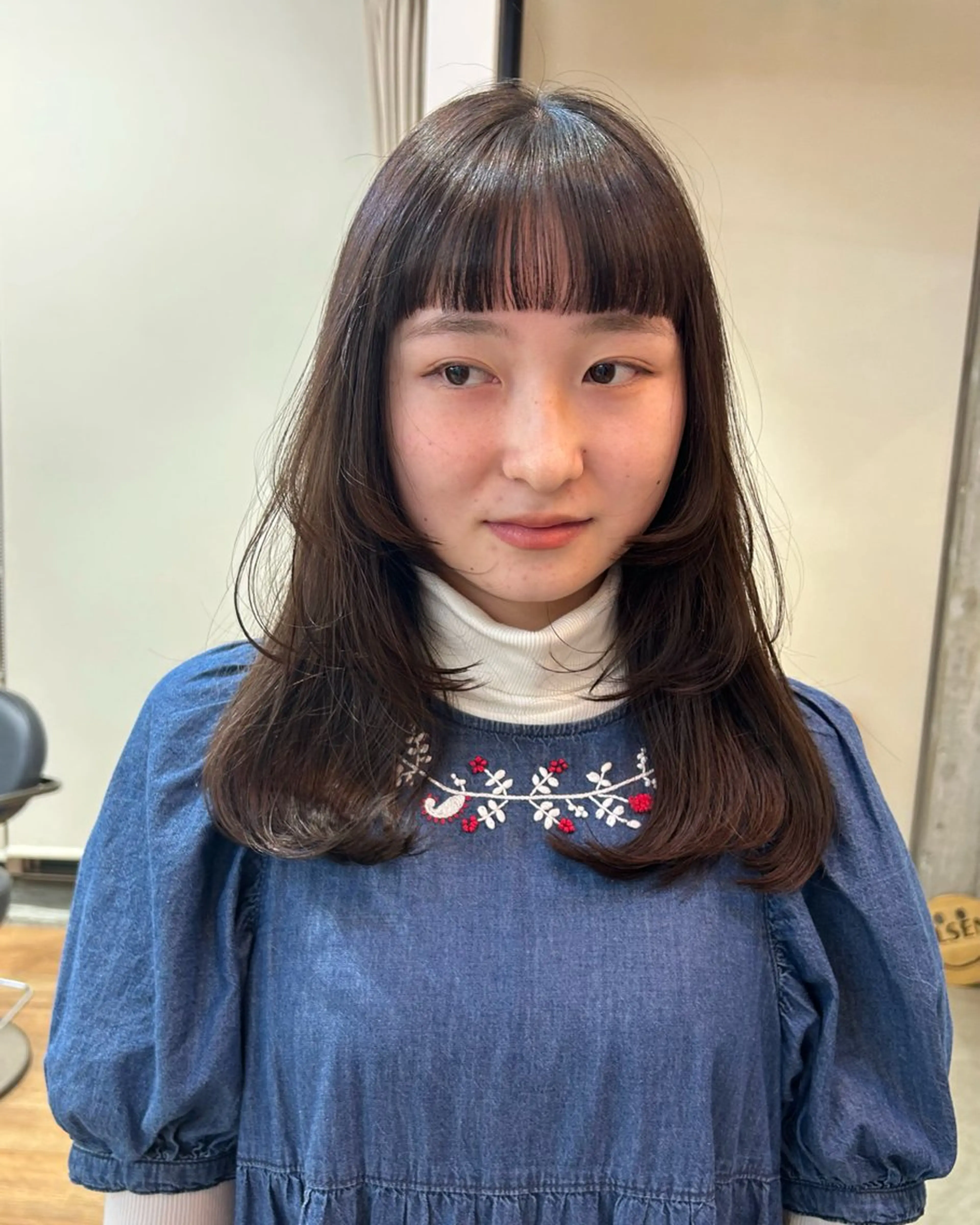 セミロング カラー 顔周りカット カット 表参道OLSEN✂︎ nanamiのヘアスタイル