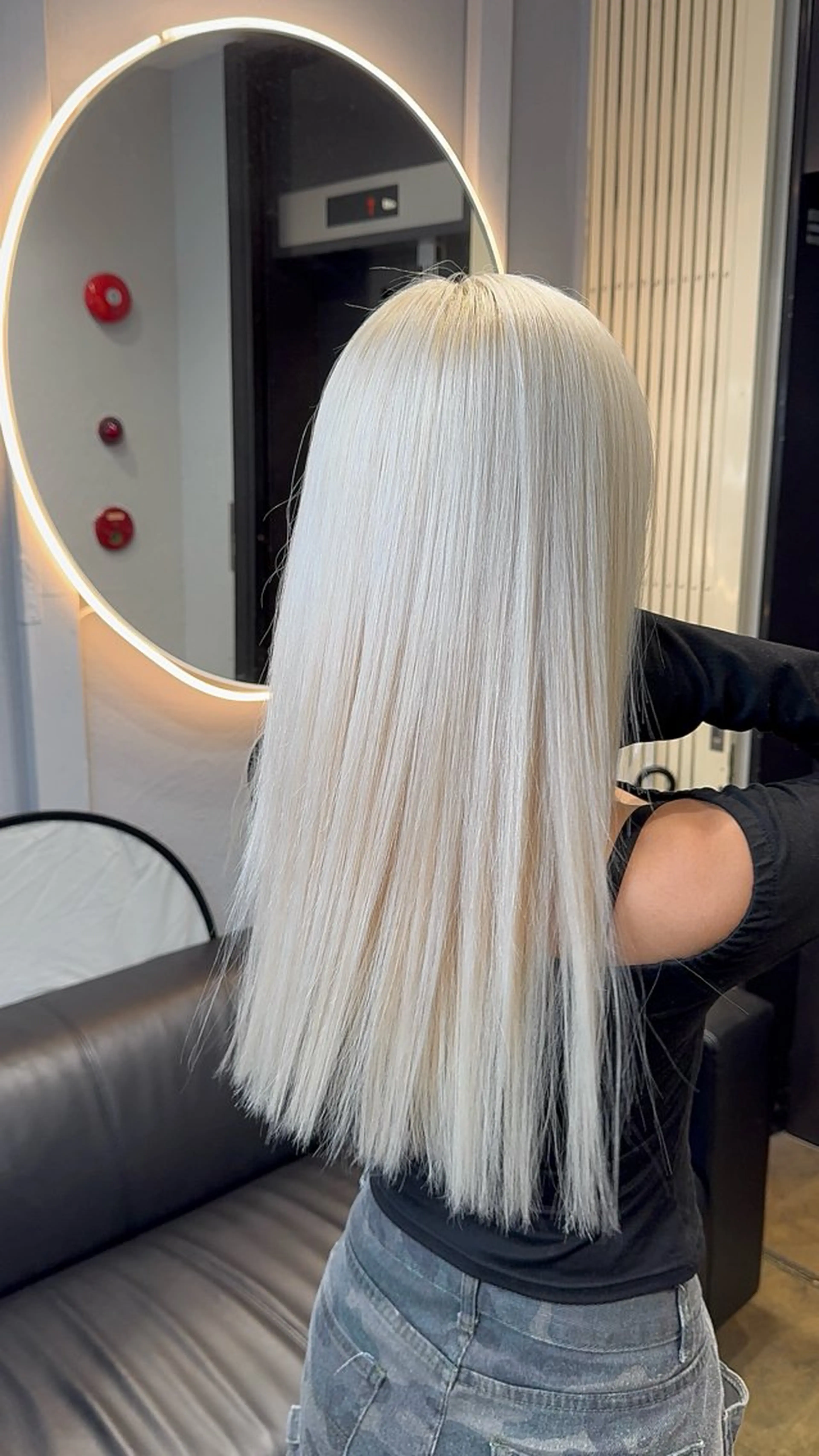 ミディアム カラー dao/ミルクティー /ブラウン/ブロンドのヘアスタイル