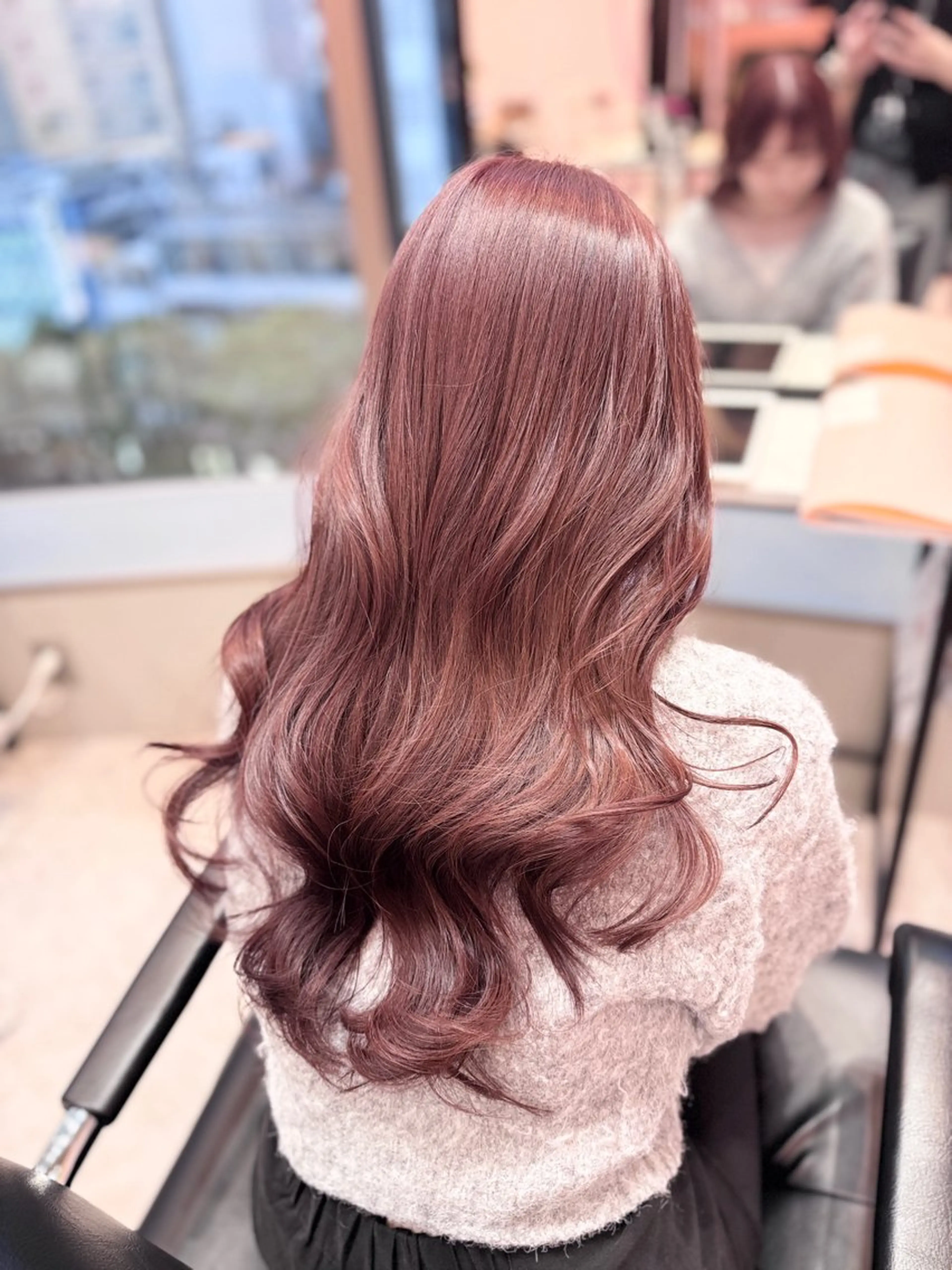 カラー 上品うるツヤ韓国ヘア 🤍Hanaのヘアスタイル