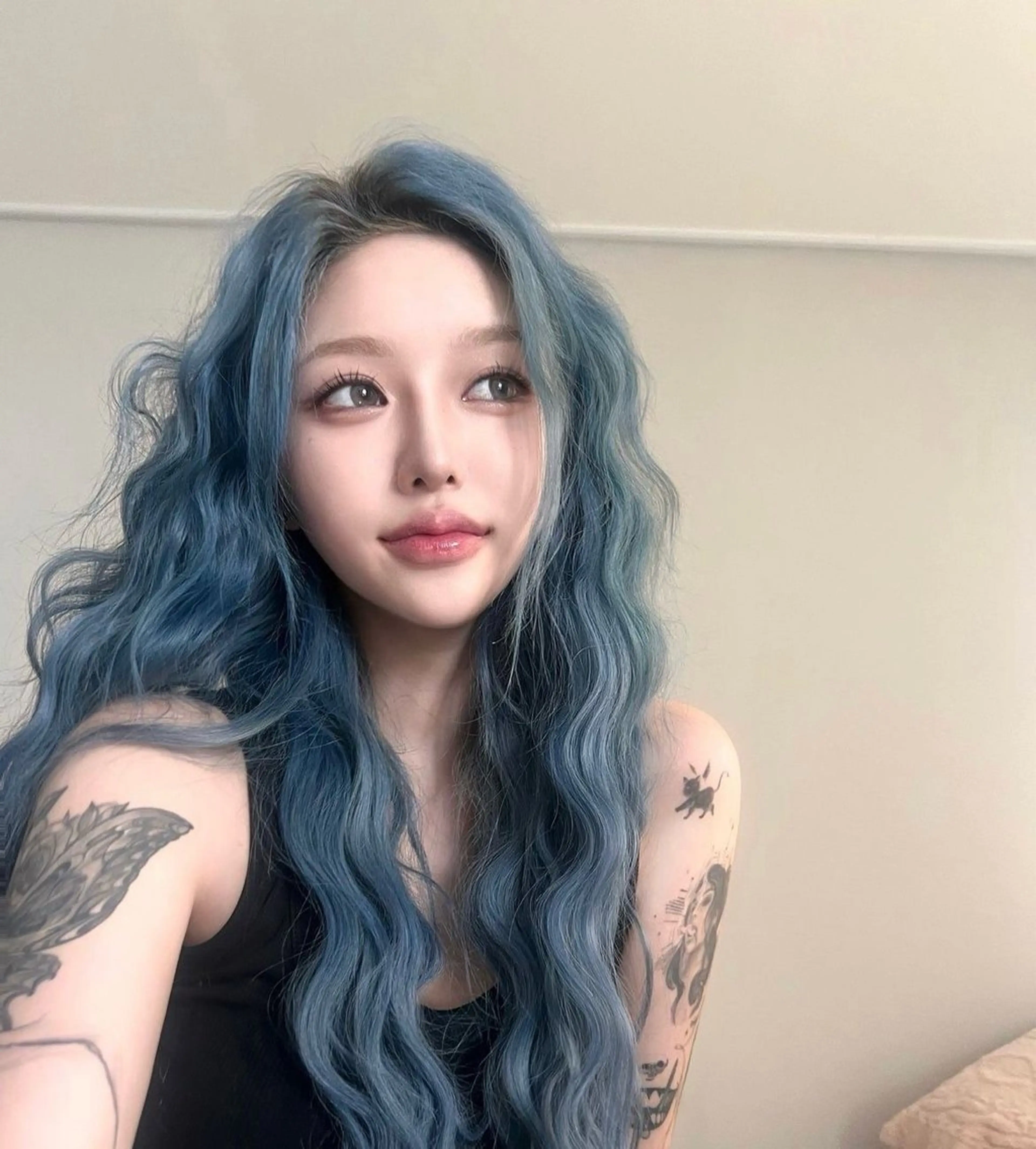 【人気No. 1メニュー✨】ダメージレスケアカラー🫧　トリートメント付き💕の写真