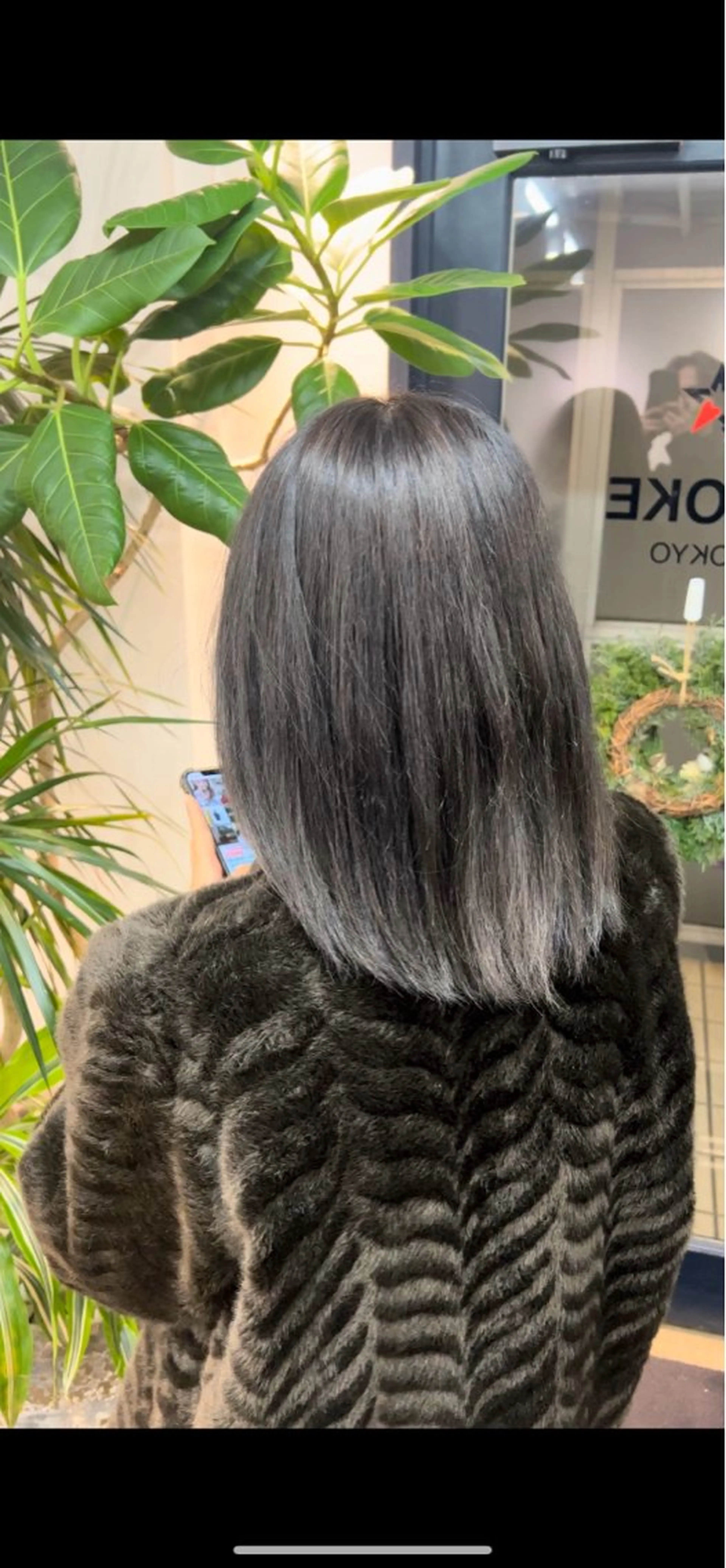 ミディアム カラー グレージュ オリーブグレージュ オリーブグレー Omnis所属・山中 欧輔のヘアスタイル