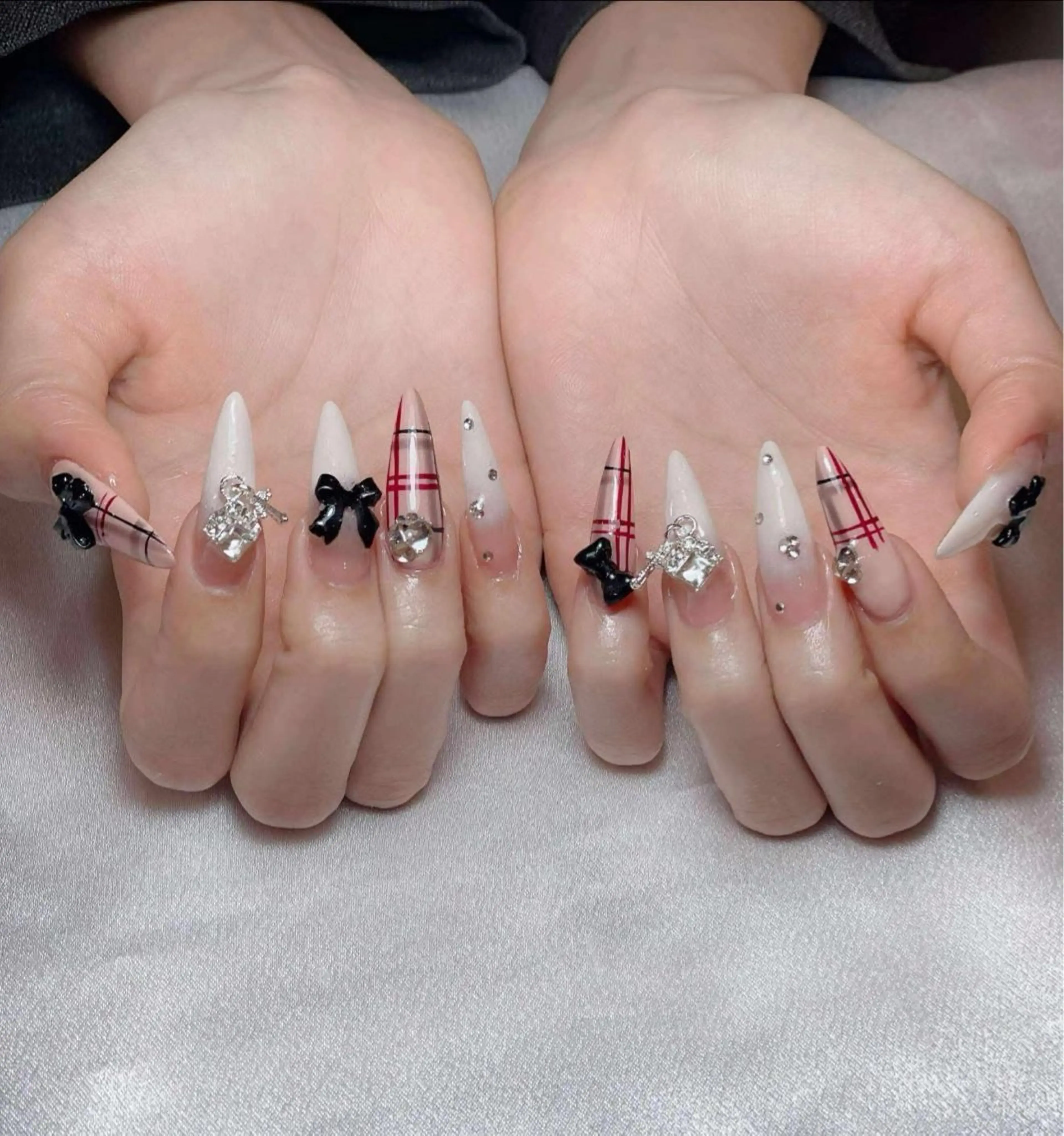 ネイル ハンドネイル RiNo Nail Salon所属・RinO Nail 大阪のネイルデザイン