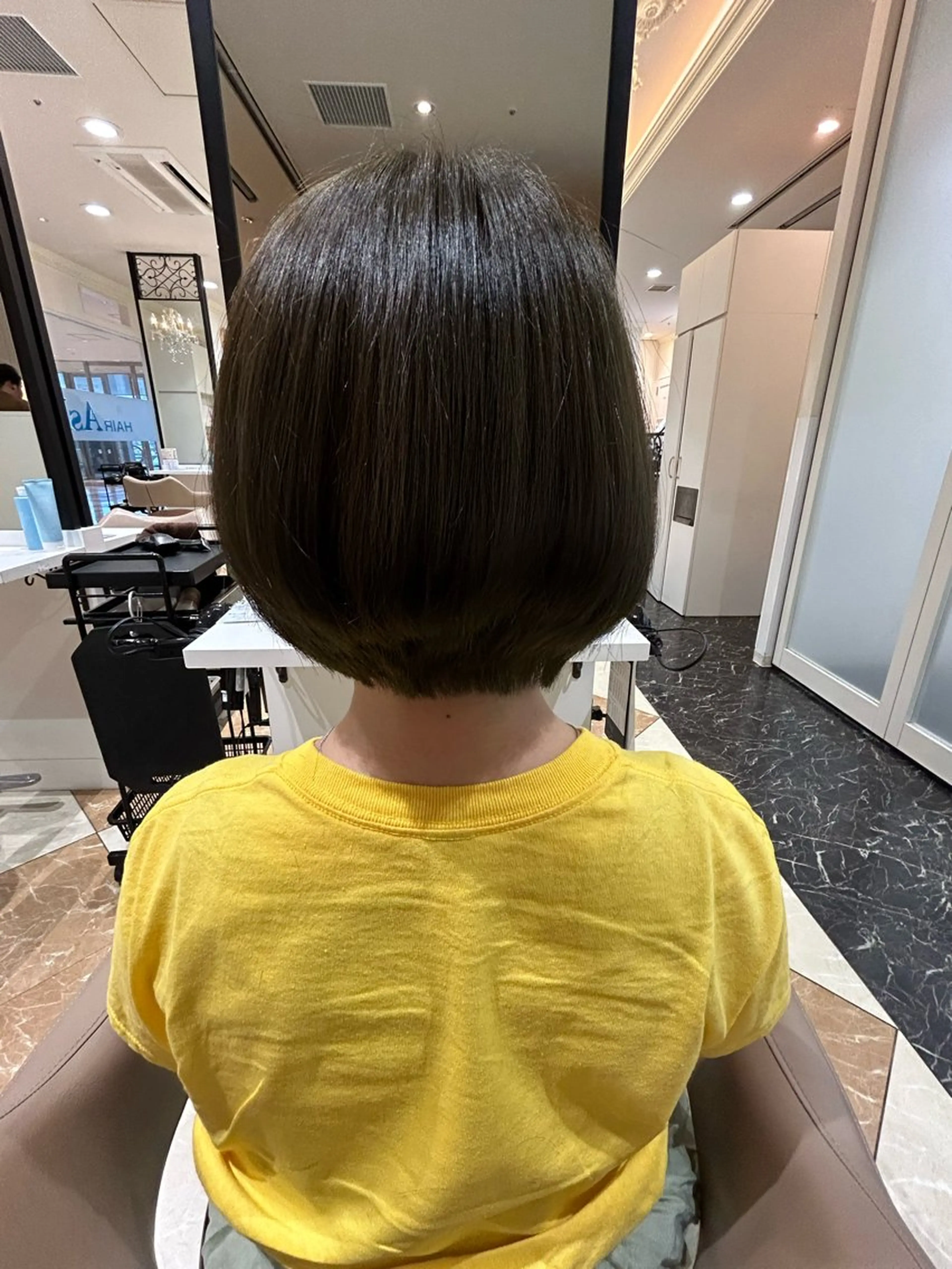 ショート カラー ブリーチ ブラウンカラー ブリーチなしカラー オリーブブラウン カット ヘアカラー トリートメント 💎髪質改善💎 店長　伊藤大輝のヘアスタイル