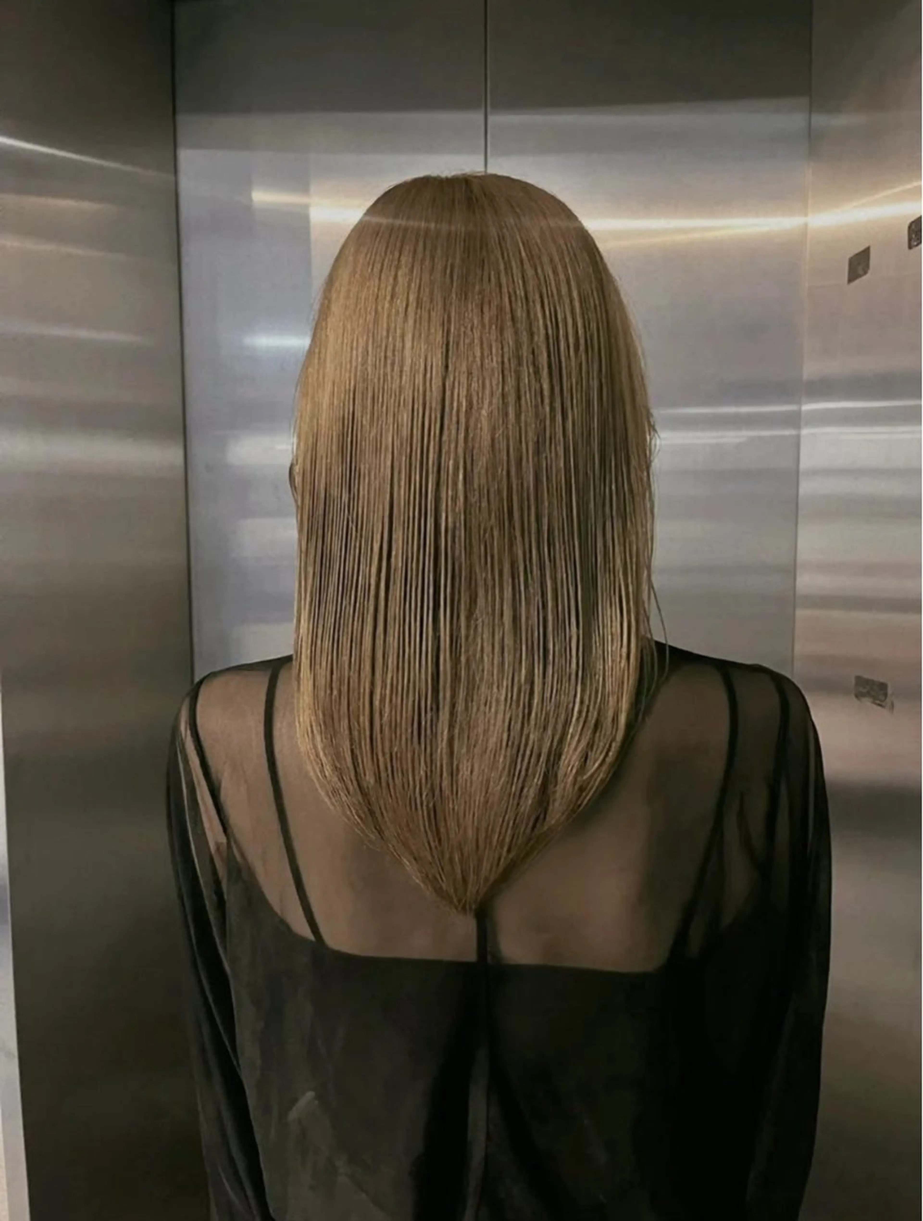 セミロング ヘアカラー トリートメント ColetteHAIR the MORIOKA所属・コレットヘアー 大村環奈のヘアスタイル