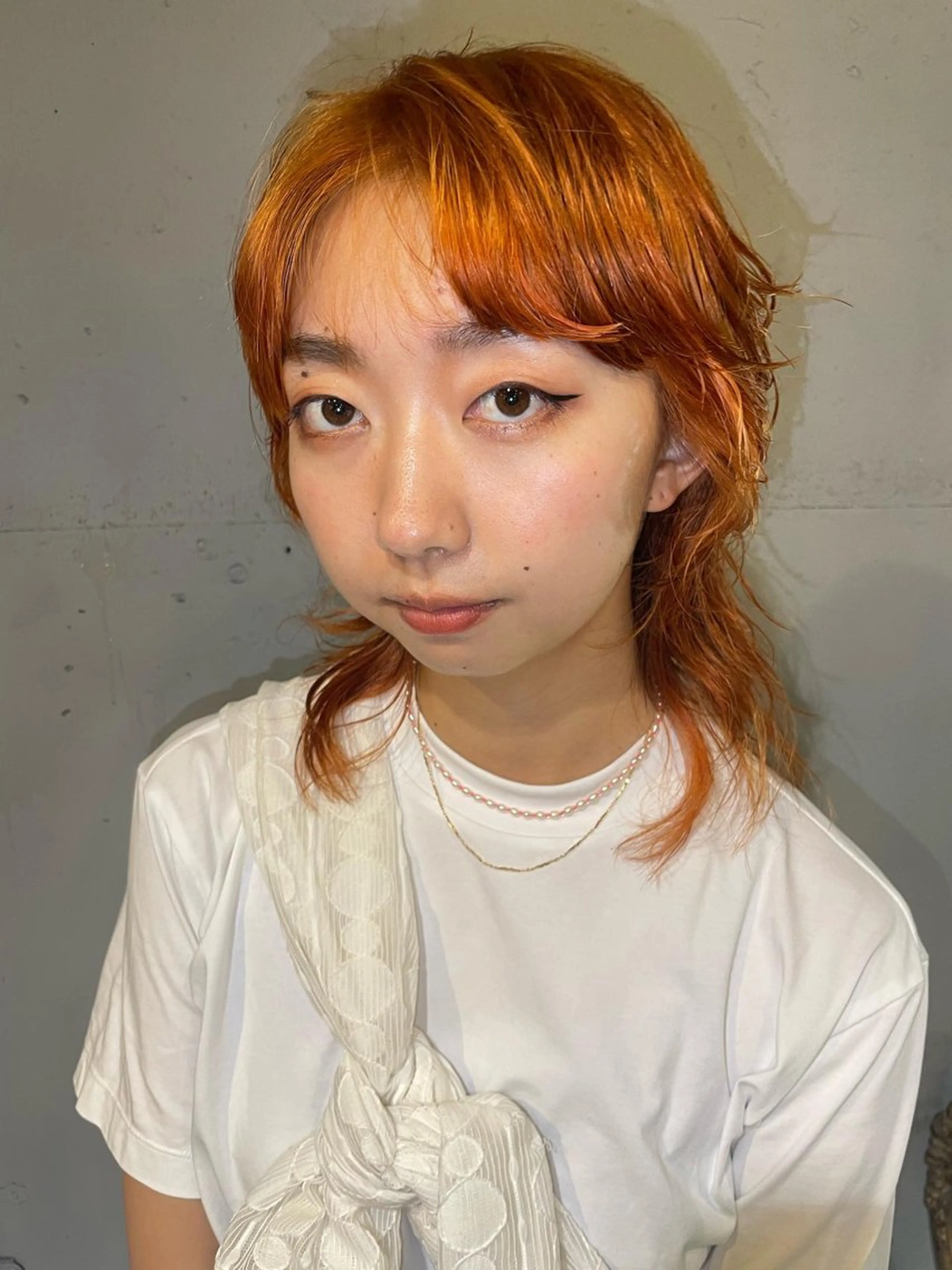 ミディアム カラー パーマ カット ヘアカラー トリートメント 小笠原 悠斗のヘアスタイル