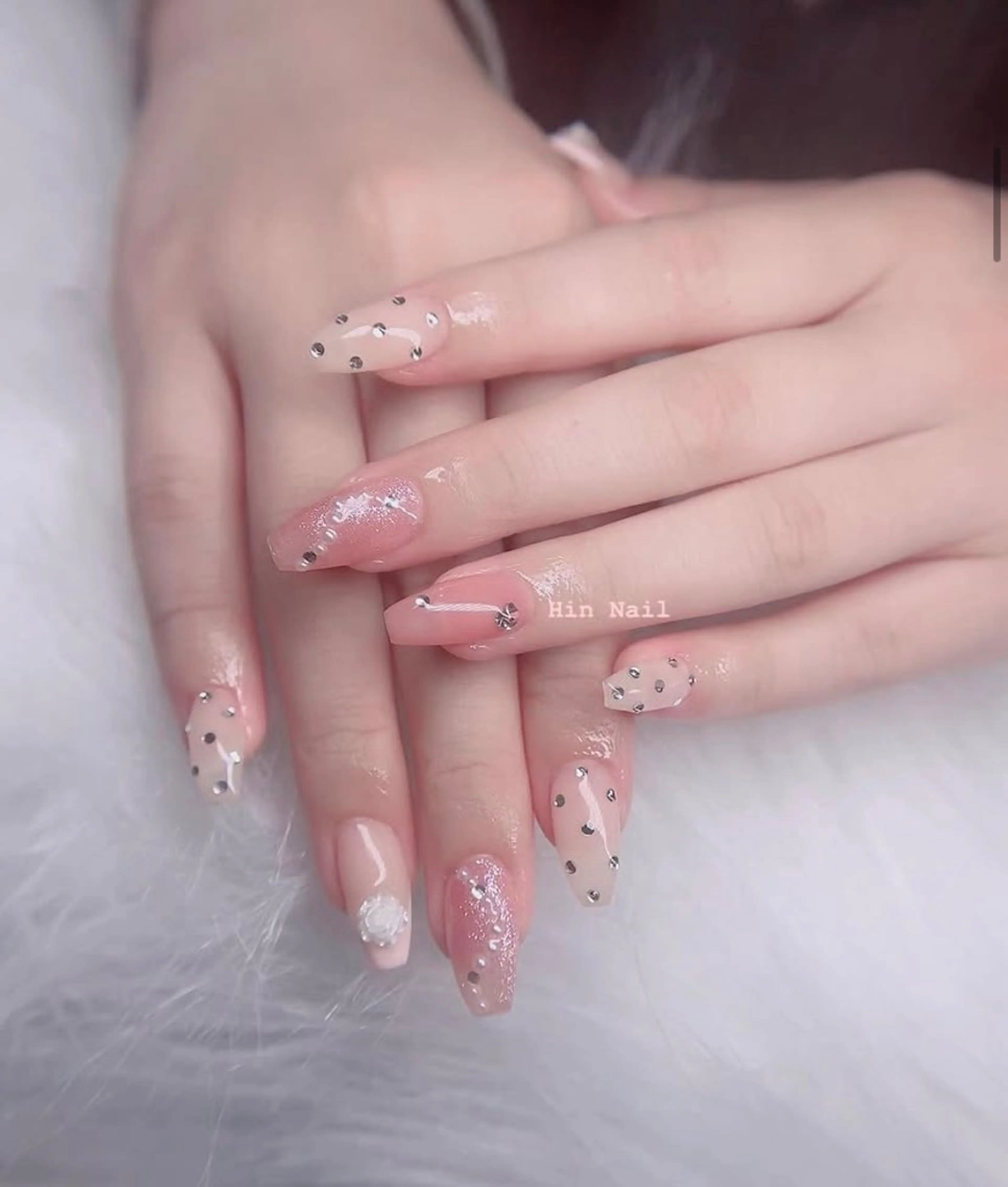 ネイル Hin Nail Osaka所属・Hin Nailsのネイルデザイン