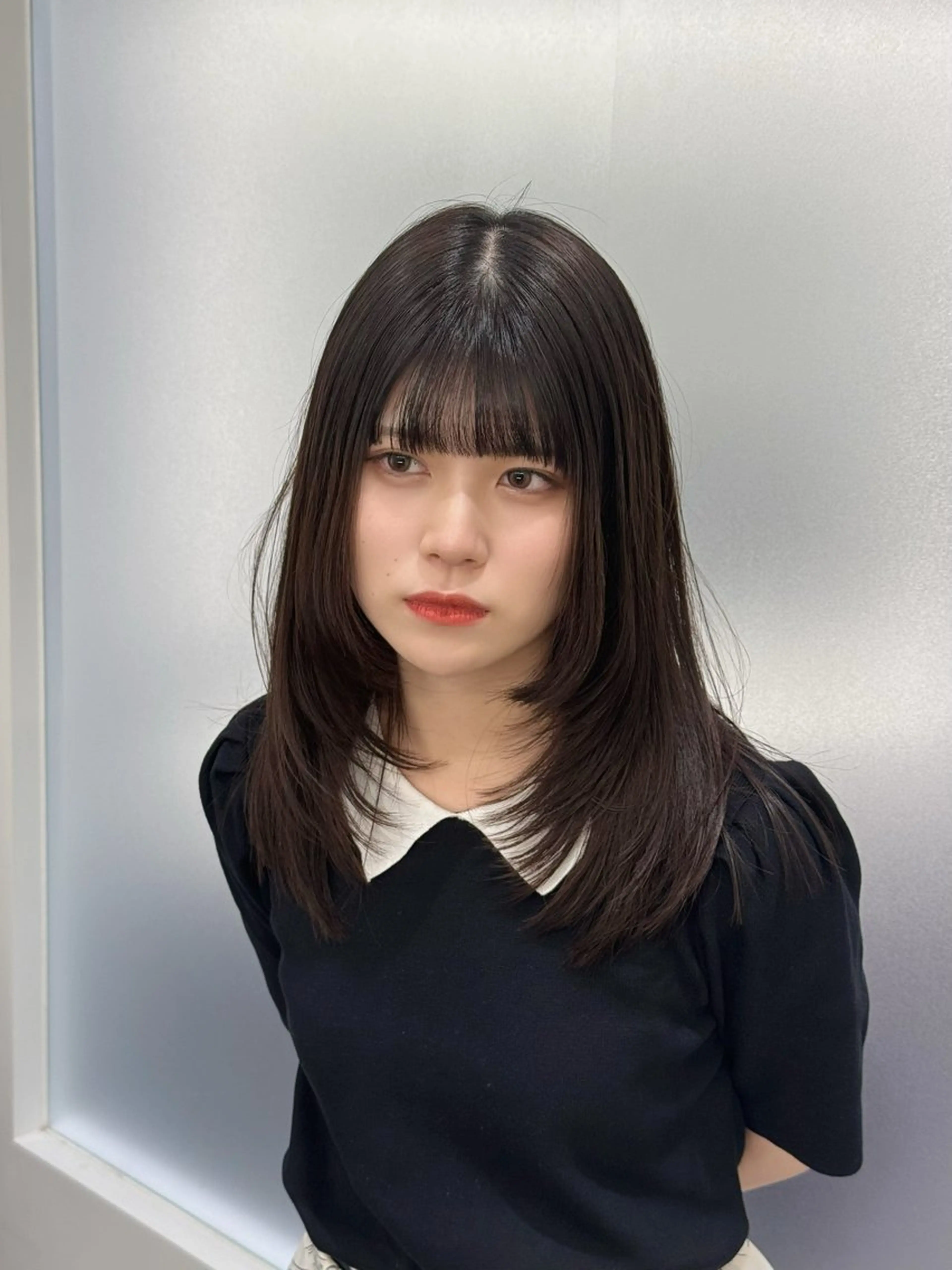 ミディアム ARMONY OMOTESANDO所属・本田秀幸 コテ巻き風パーマのヘアスタイル