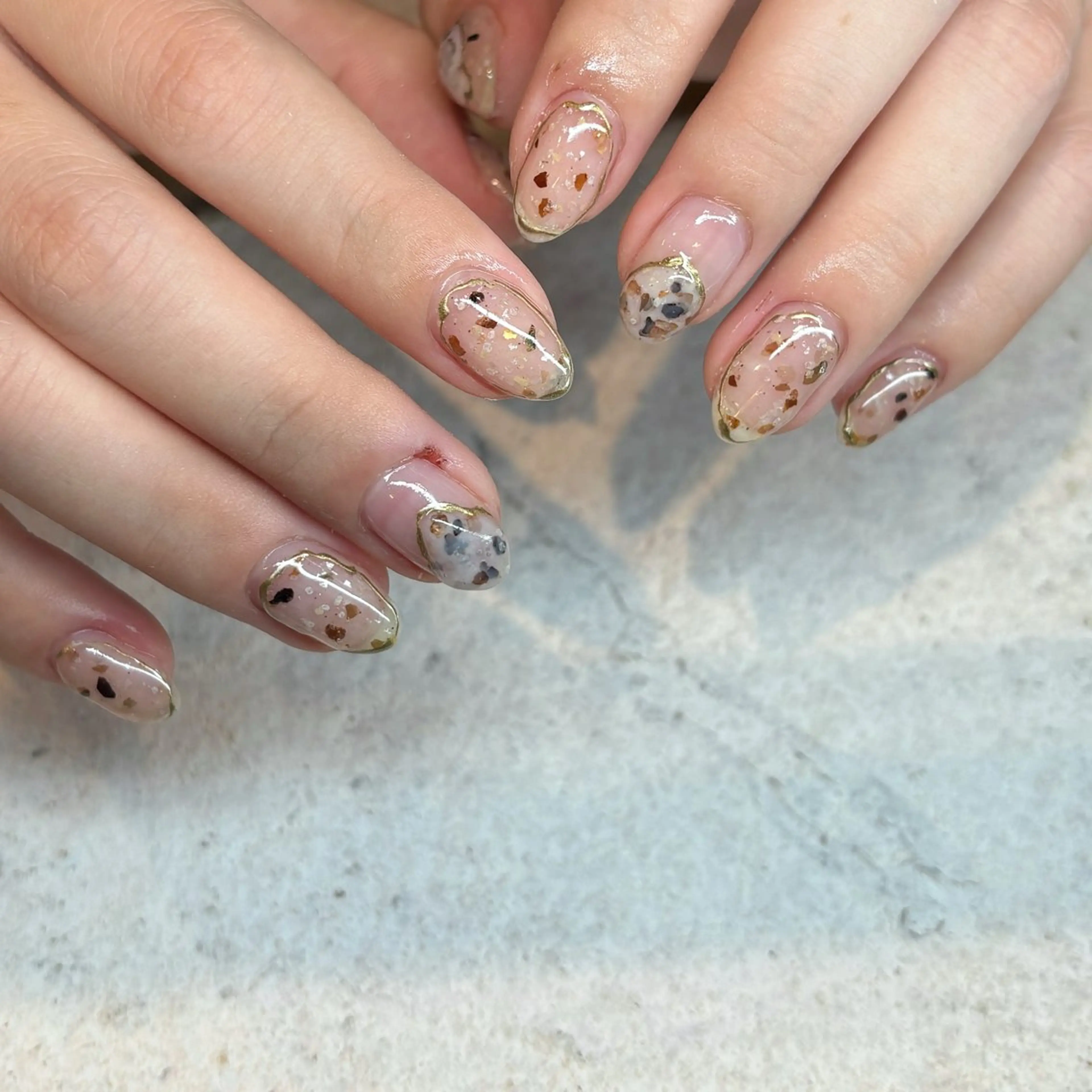 ネイル ニュアンスネイル HONOKA W 【深江橋店】のネイルデザイン