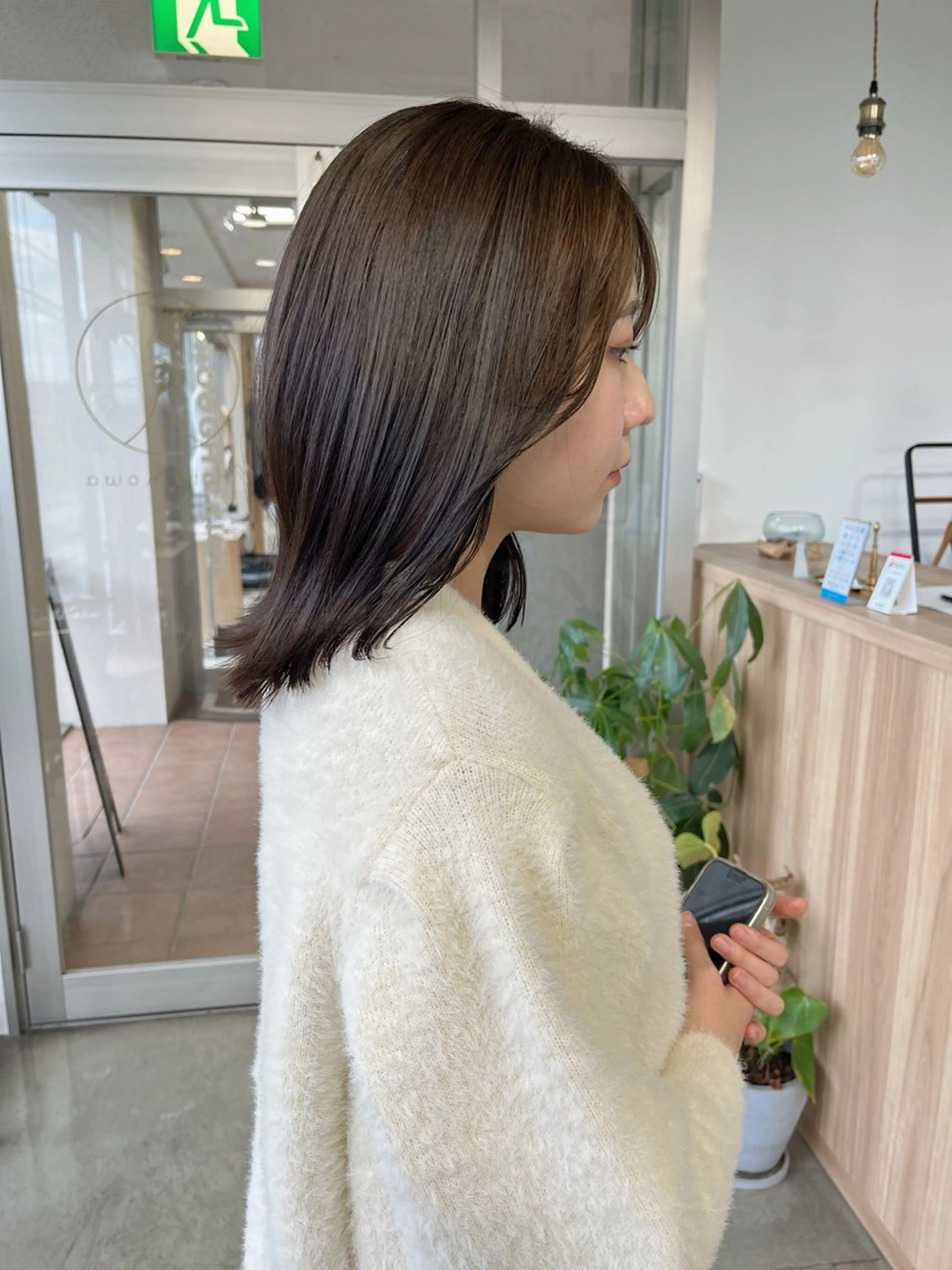 ミディアム カット ヘアカラー トリートメント 荒川泰輝 /オリーブカラーのヘアスタイル