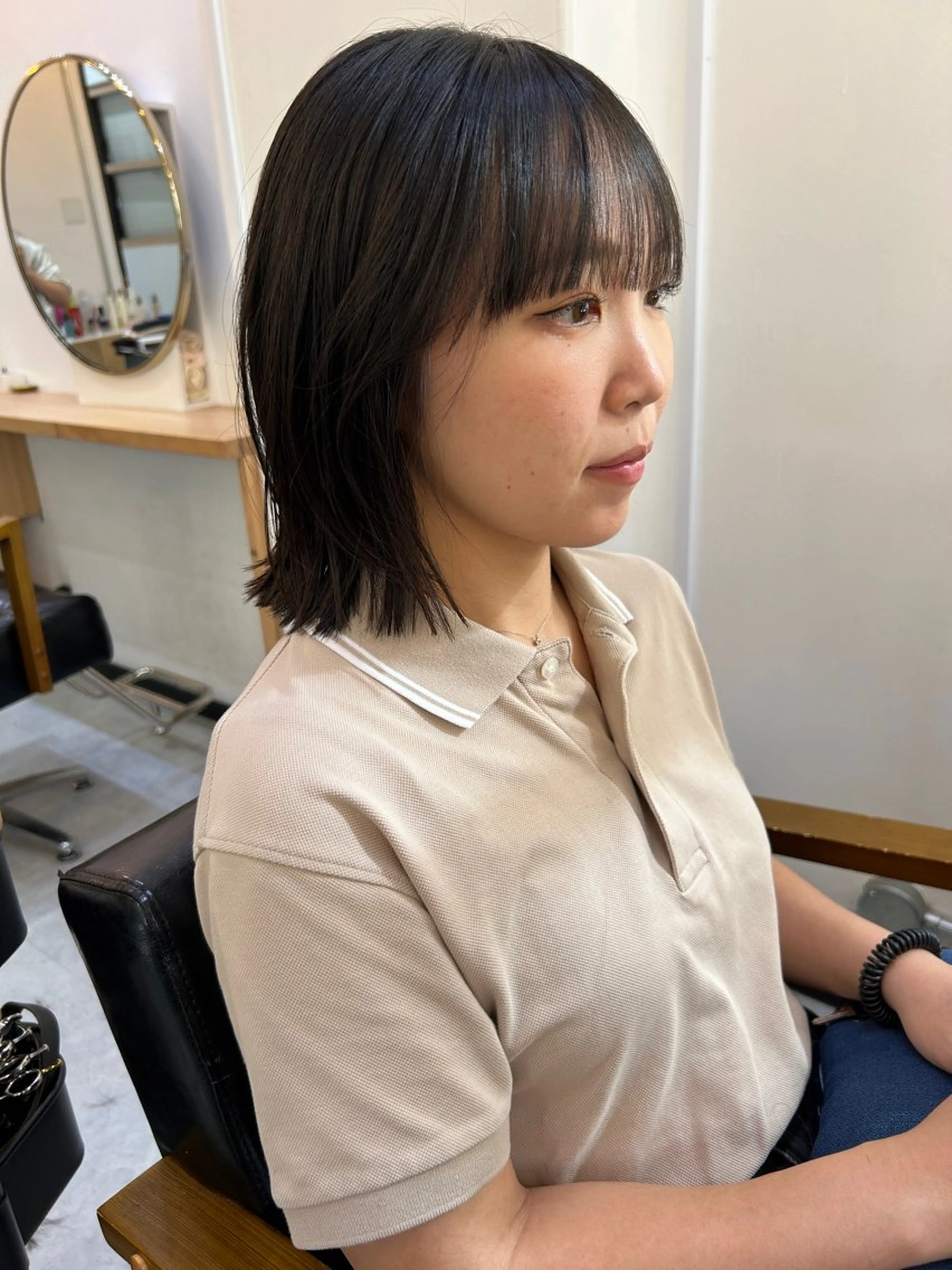 ミディアム カット CARICIA 白木 由里加のヘアスタイル