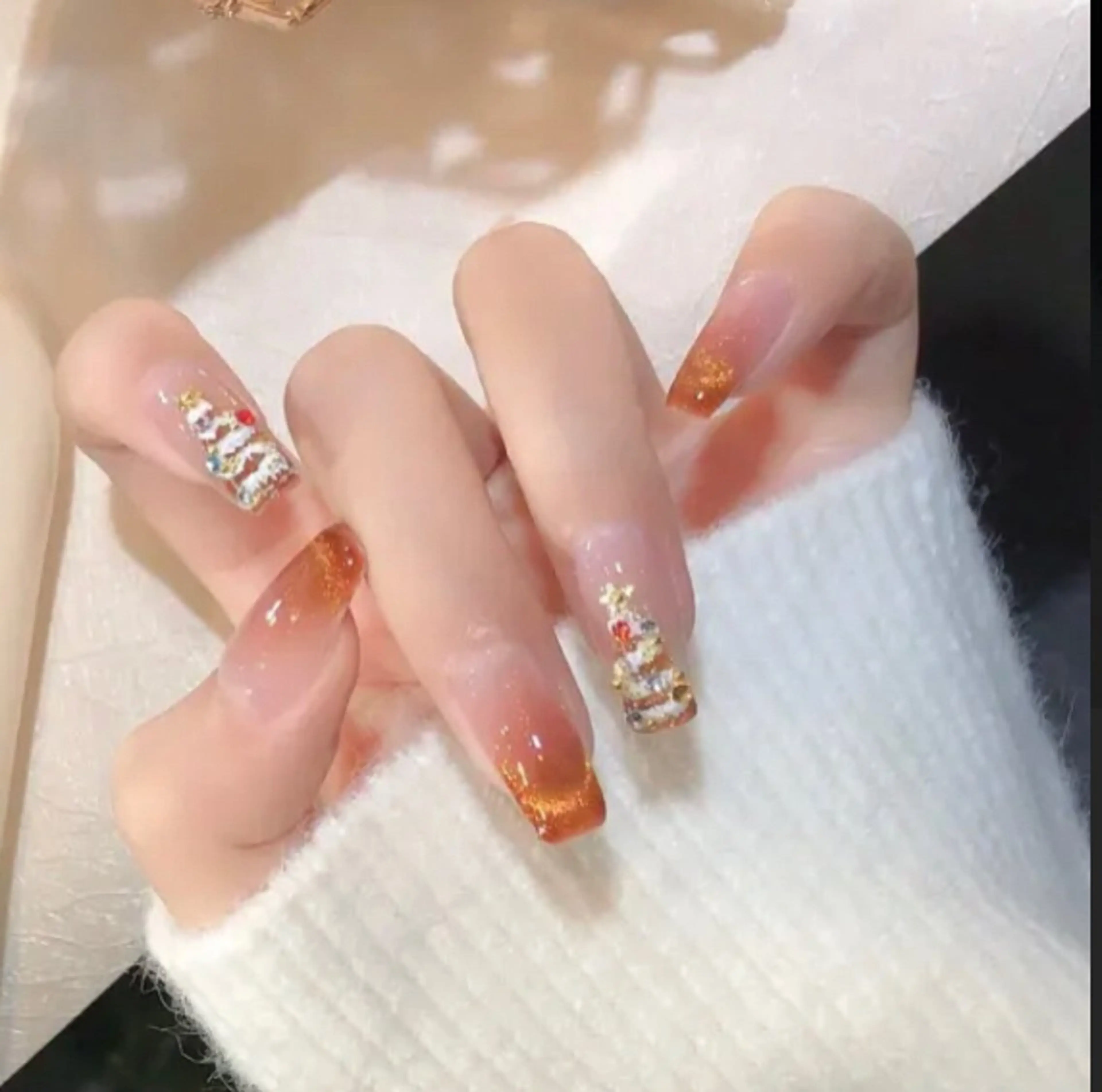 ネイル ハンドネイル ゲン レイカのネイルデザイン