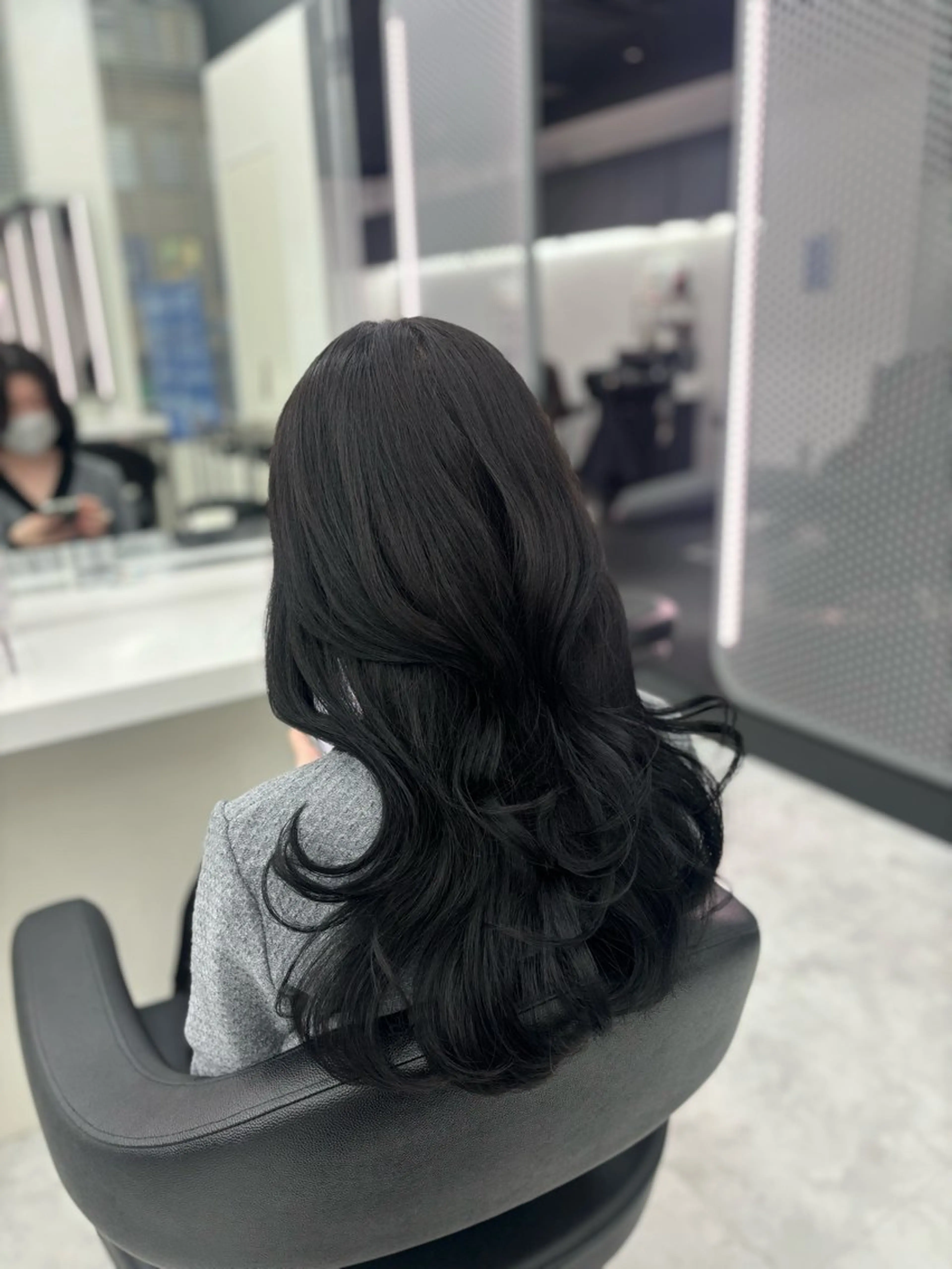 セミロング カラー ヘアカラー トリートメント 🤍レイヤー/顔周り 暖色hirari🤍のヘアスタイル