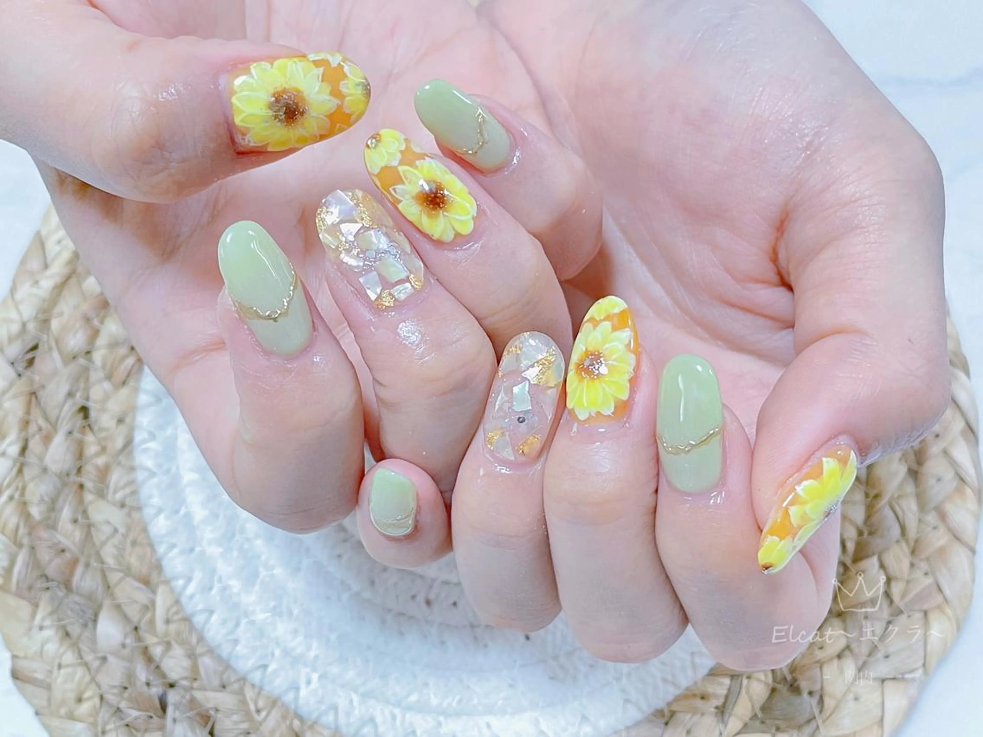 ネイル ハンドネイル ネイルサロン エクラ 🌹【スカルプ専門】のネイルデザイン