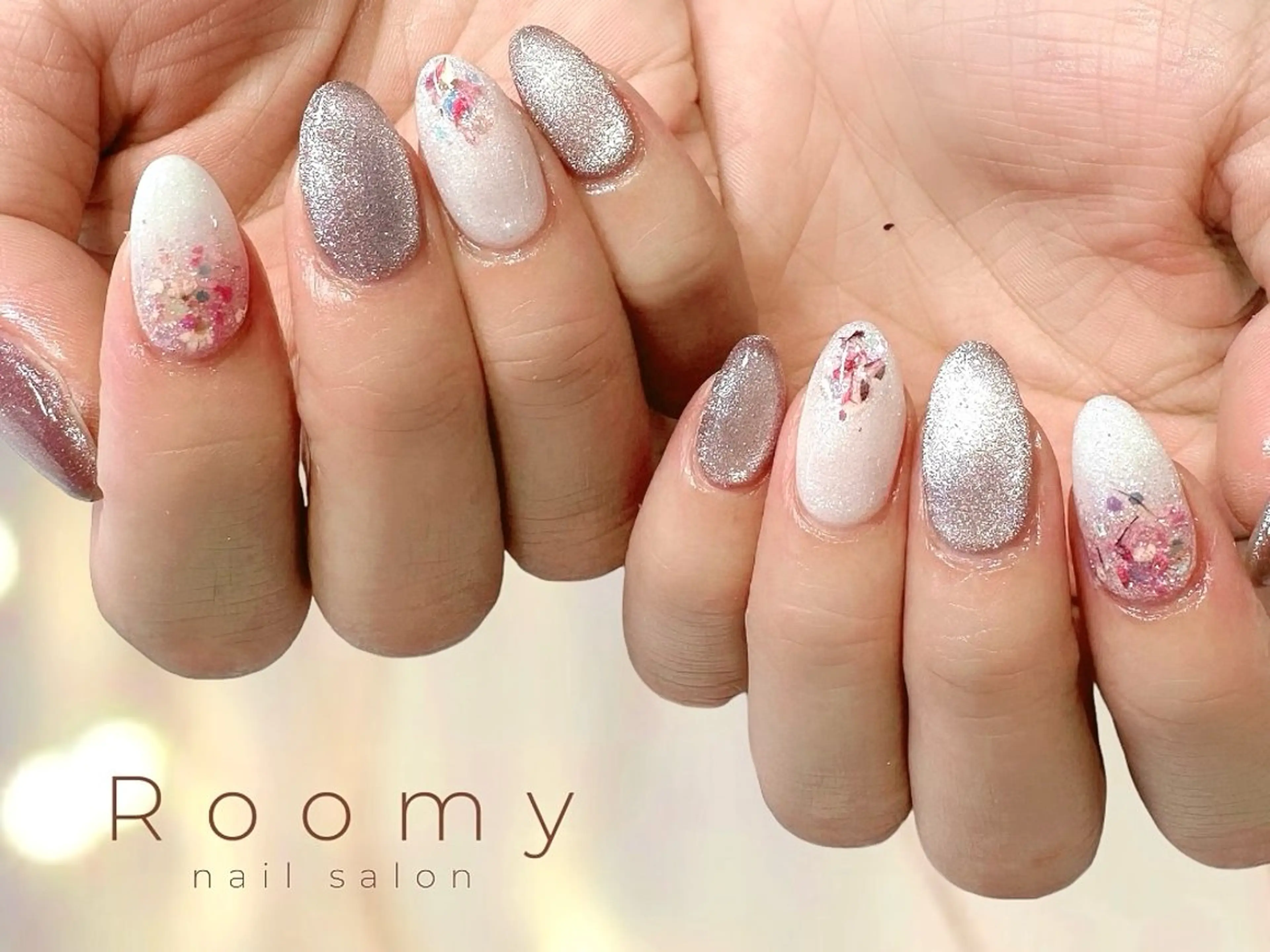 ネイル フットネイル ジェルネイル マグネットネイル パラジェル ハンドネイル nail salon Roomy 竹ノ塚所属・nail salon Roomy 竹ノ塚のネイルデザイン