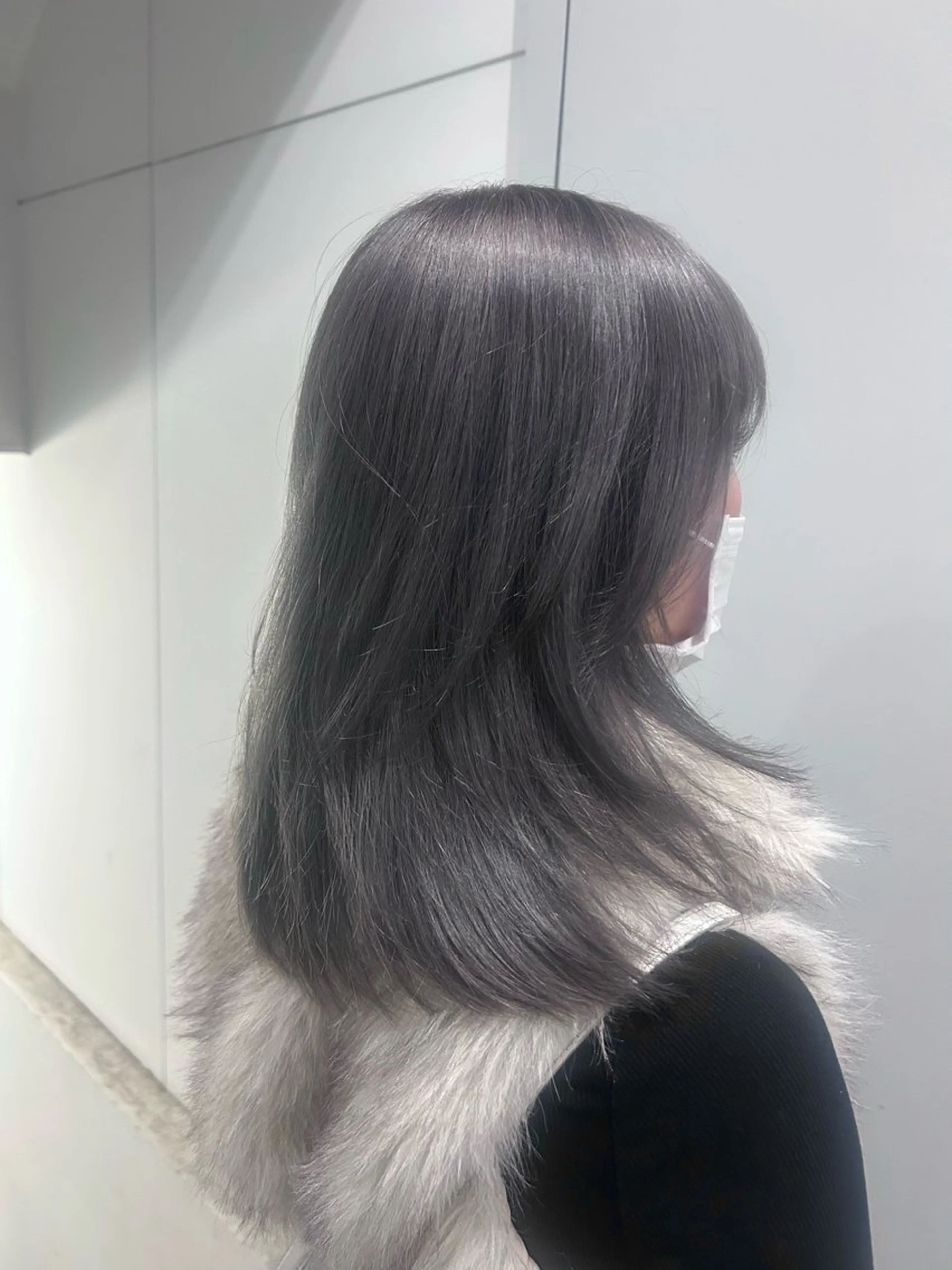 セミロング カラー ブリーチ ケアカラー グレージュ シルバー レイヤーカット cope’u ROWEN所属・🪽デザインカラー/ ブリーチ/陽向🪽のヘアスタイル