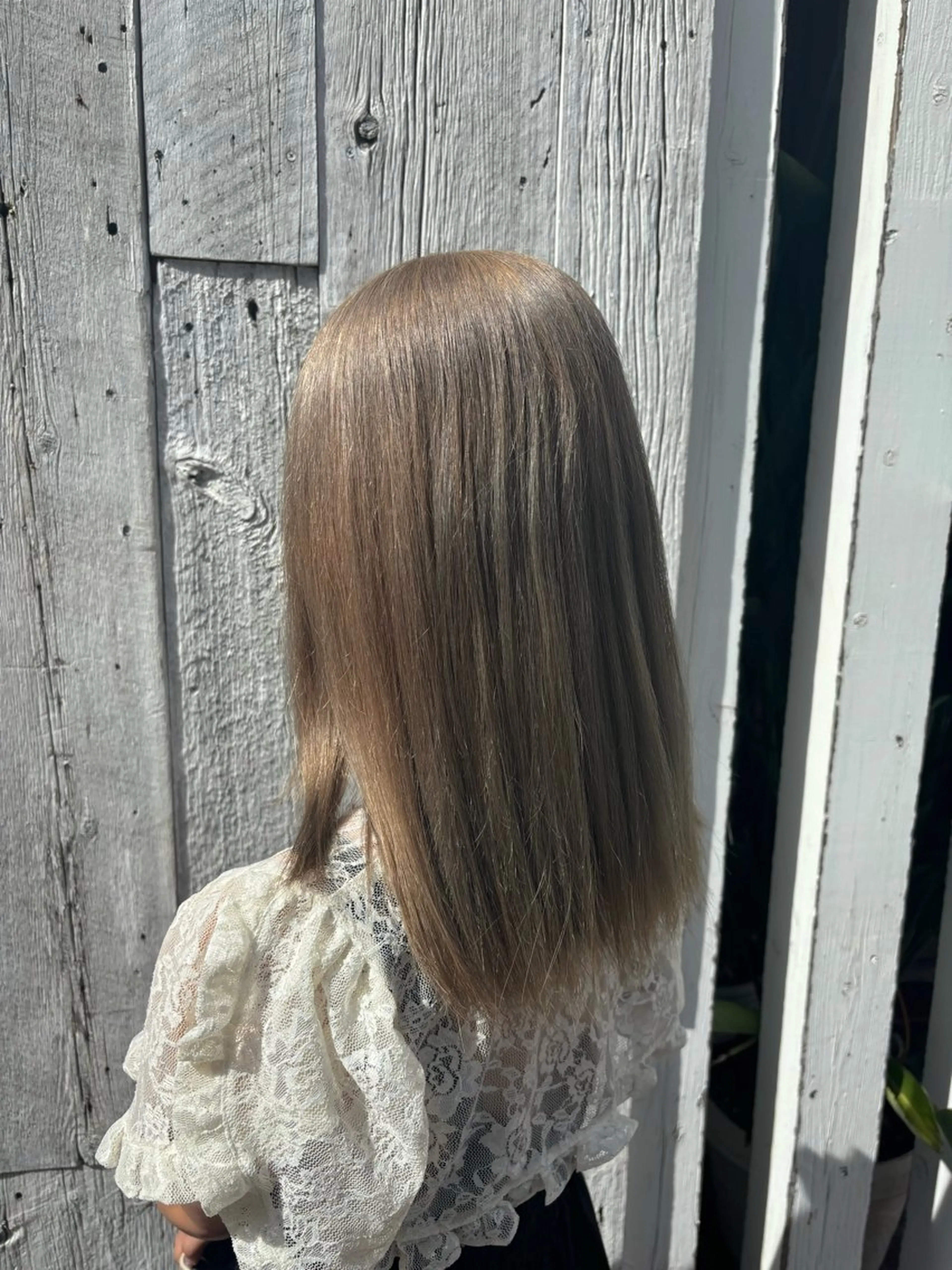 ロング ブリーチ予約率90% 以上✨森山陽向のヘアスタイル