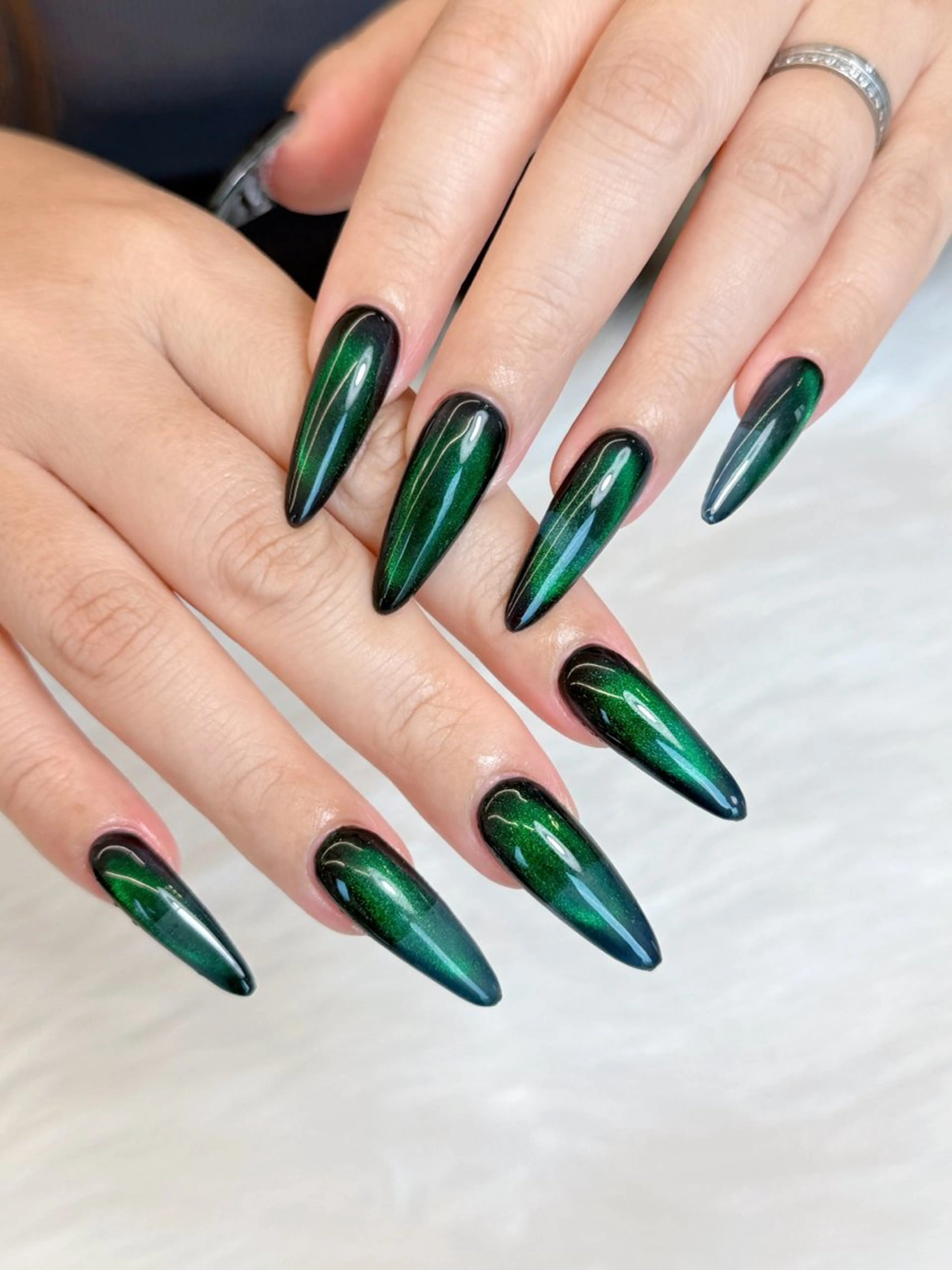 ネイル Luxe Nailのネイルデザイン