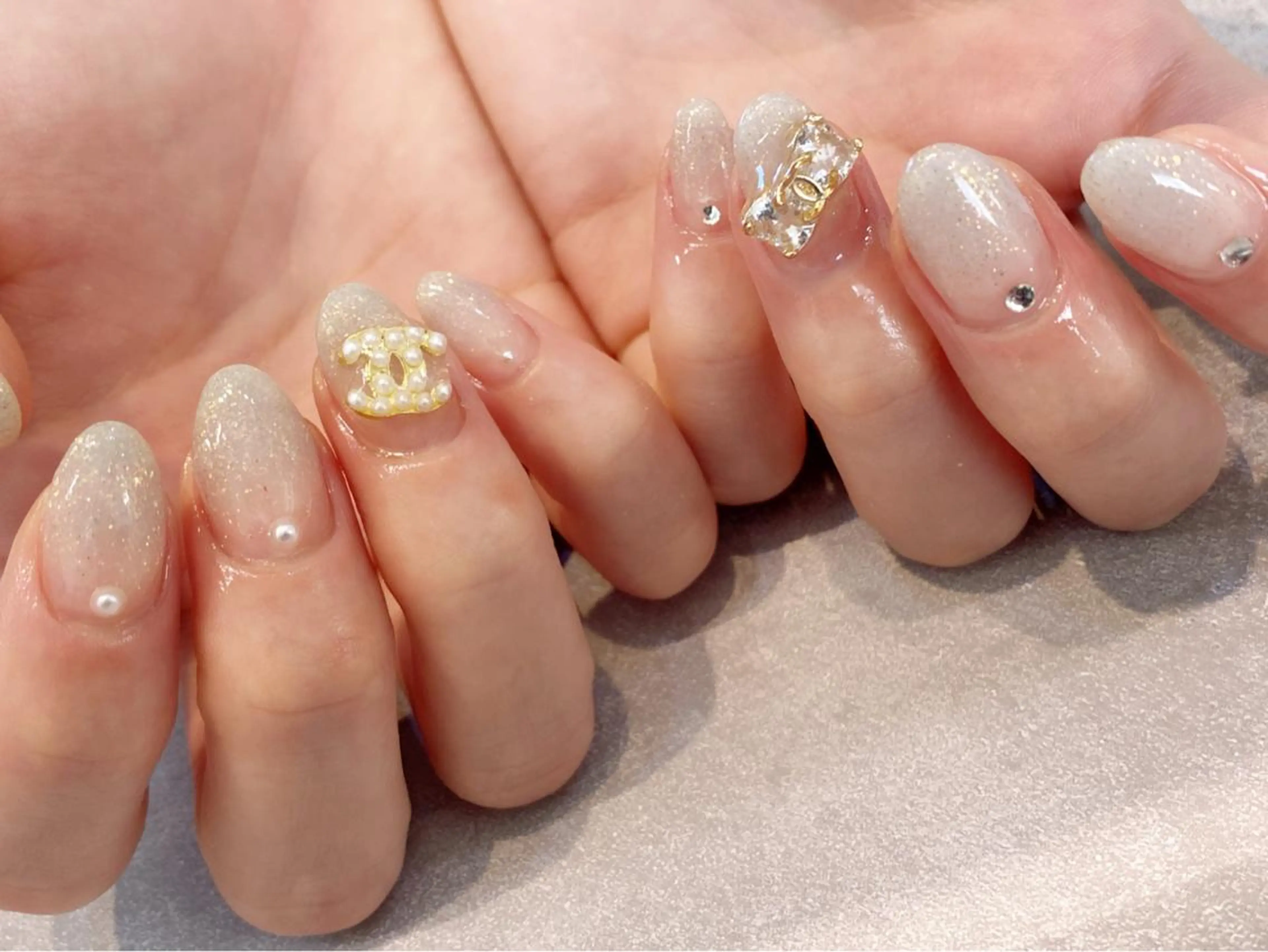 ショート ハンドネイル NAILSALON 🍔Timna🍟のネイルデザイン