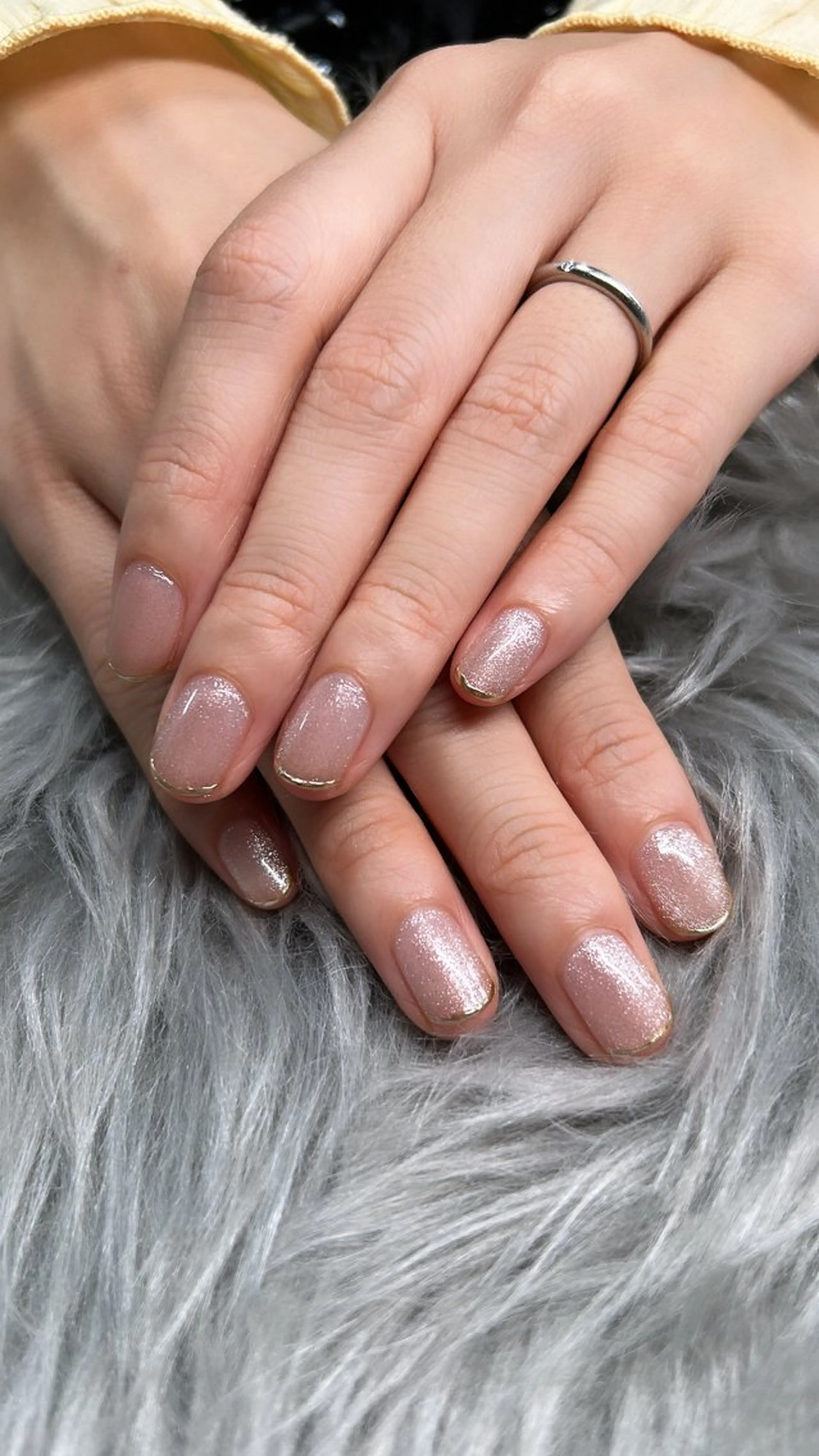 ネイル マグネットネイル ミラーネイル Nailsalon e'clatのエステ・リラクイメージ