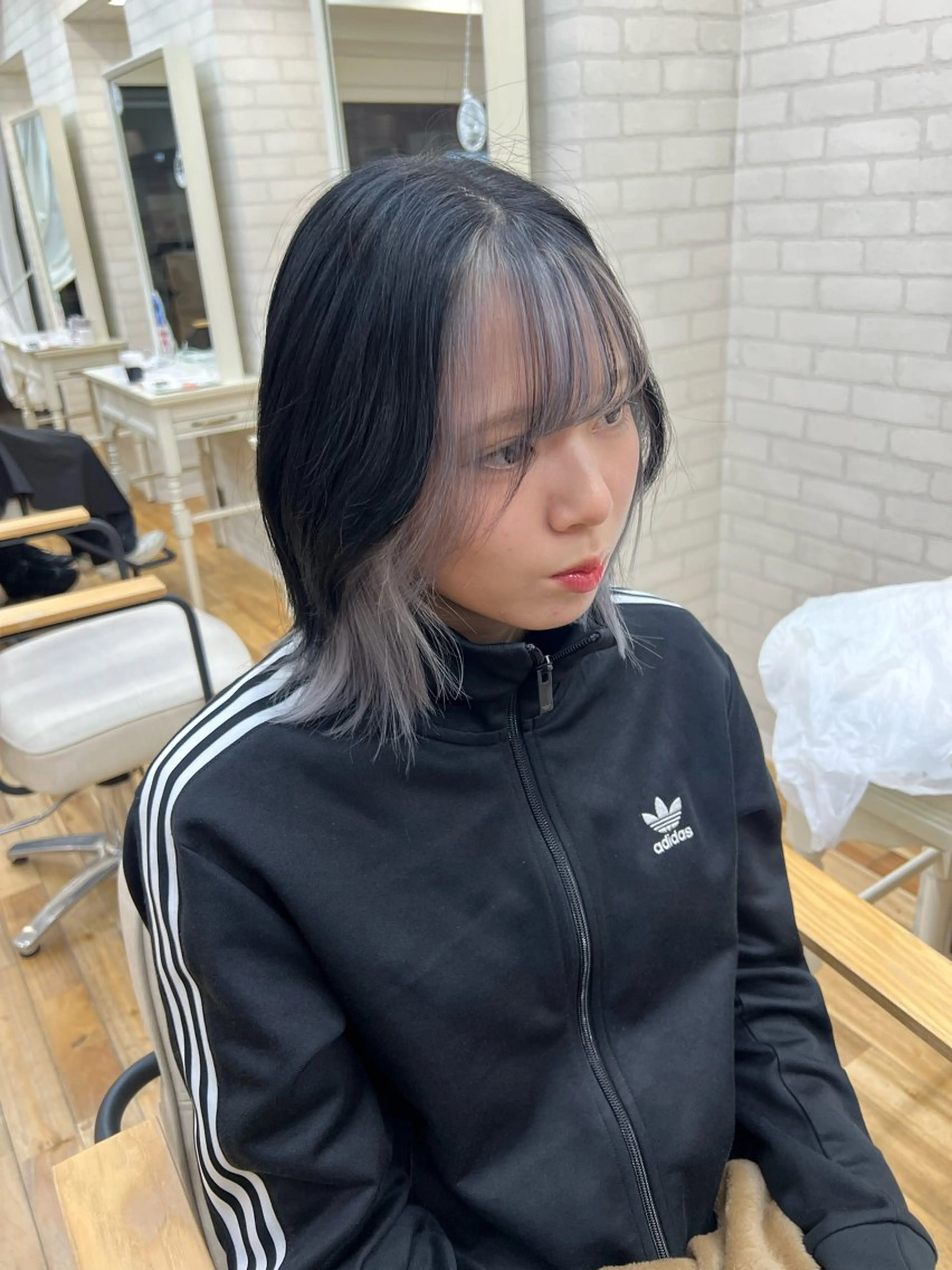 ミディアム カラー ヘアカラー トリートメント 一樹ハイトーン/ブリ ーチ/透明感カラーのヘアスタイル