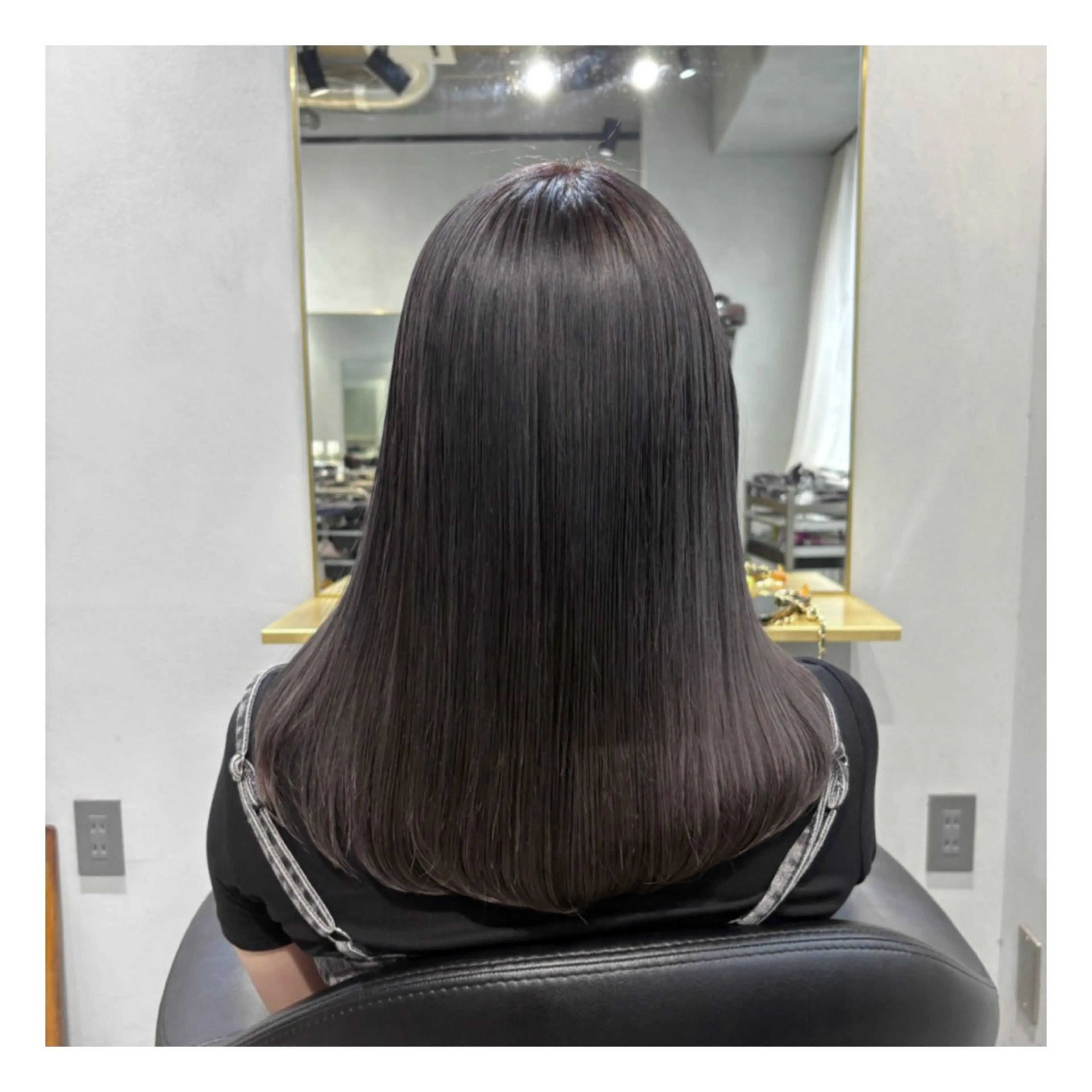 ロング カラー ブリーチ トリートメント ヘアカラー トリートメント ワンカラー特別価格 /表参道/ことりのヘアスタイル