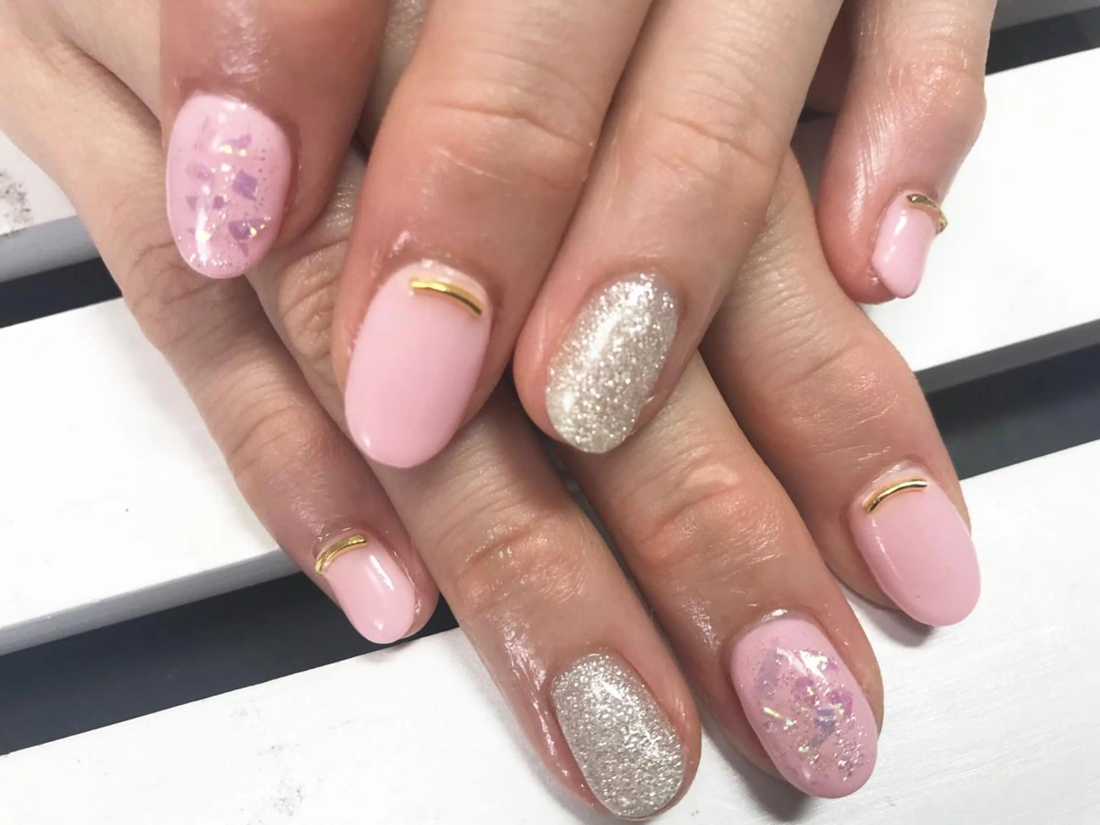 ネイル ワンカラーネイル nico.nico.mark NAIL所属・小林 梓のエステ・リラクイメージ