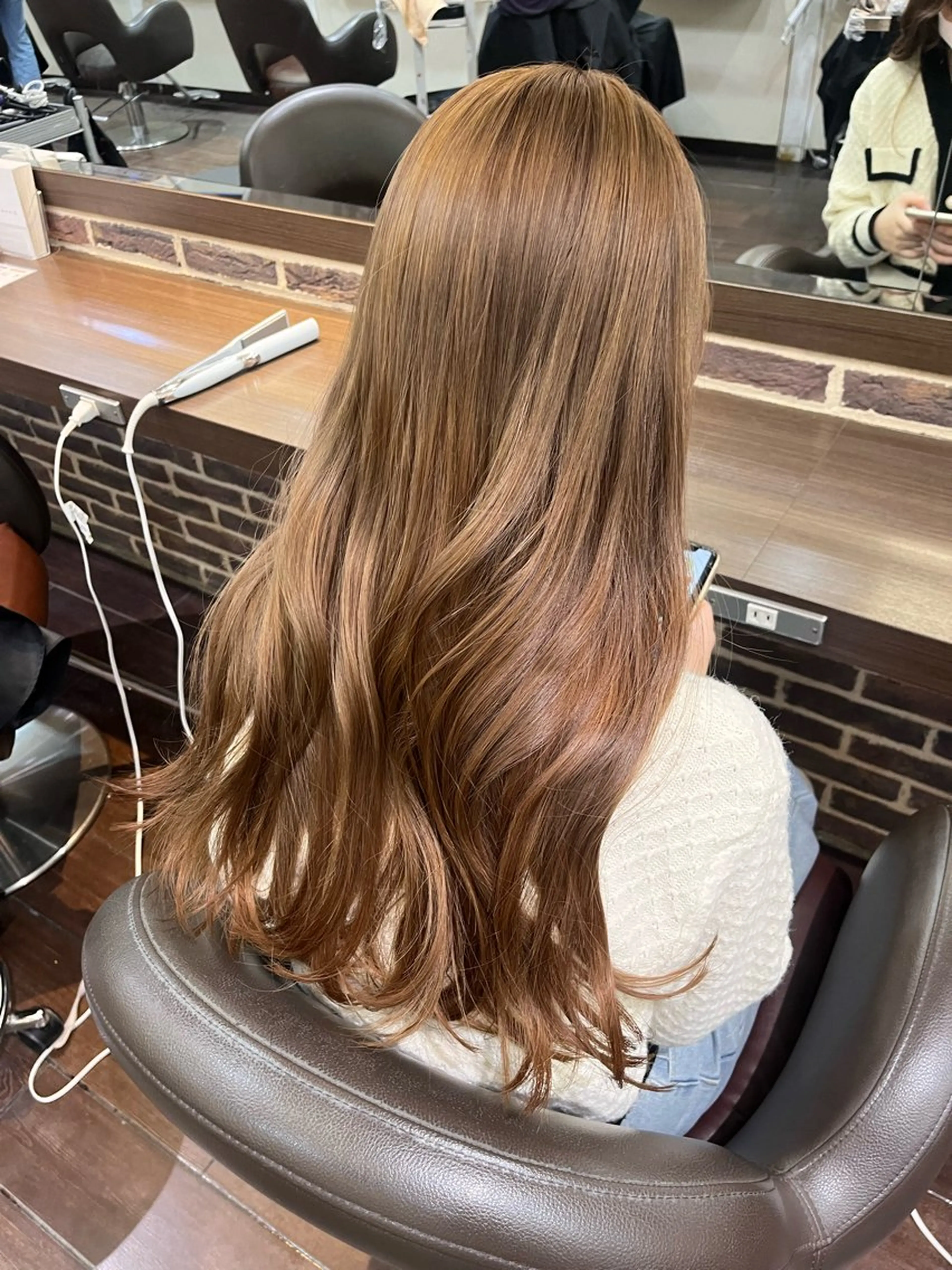 ロング ヘアカラー 酸性ストレート 🤍🎀honokaのヘアスタイル