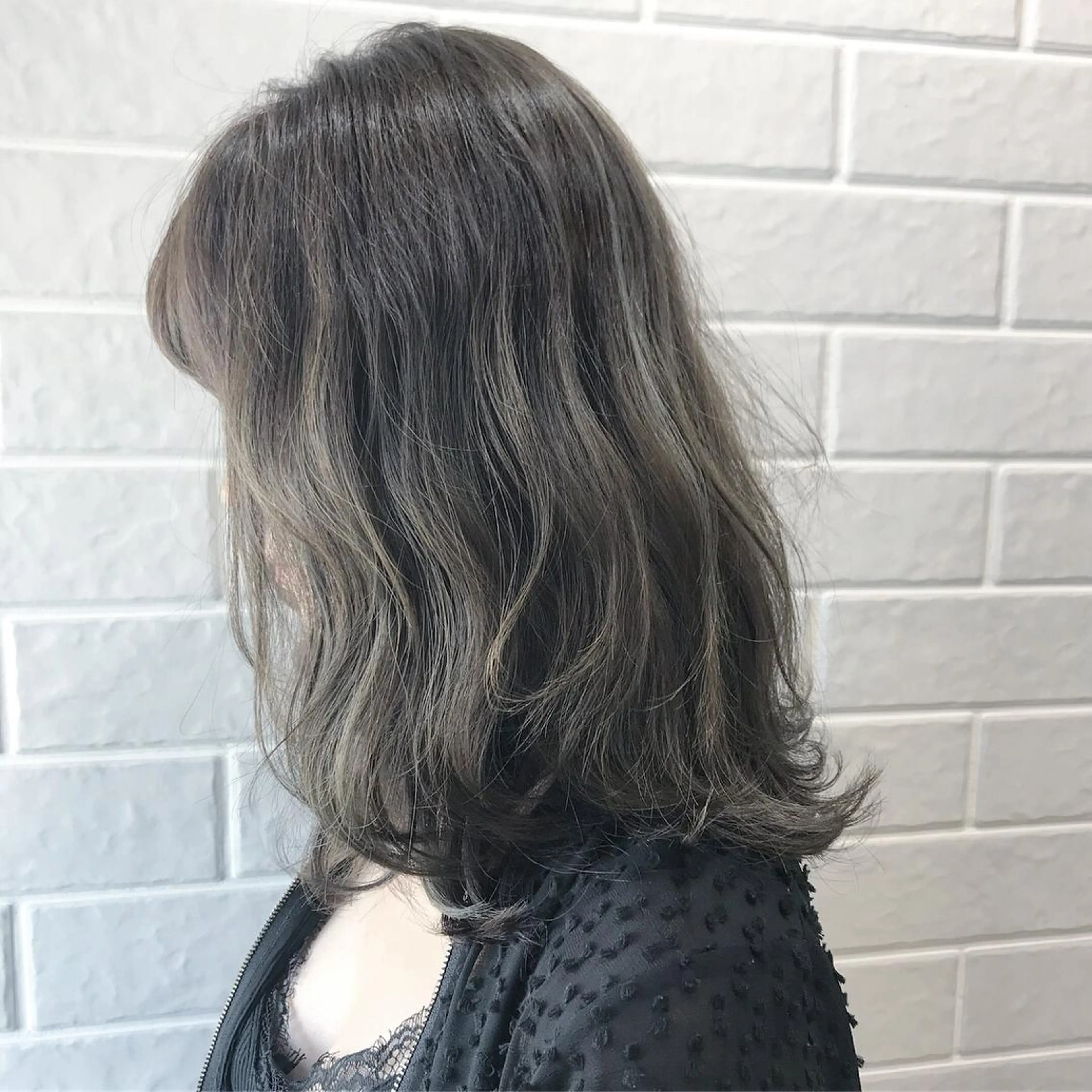 セミロング カット ヘアカラー en Siena所属・en Siena エンシエナのヘアスタイル