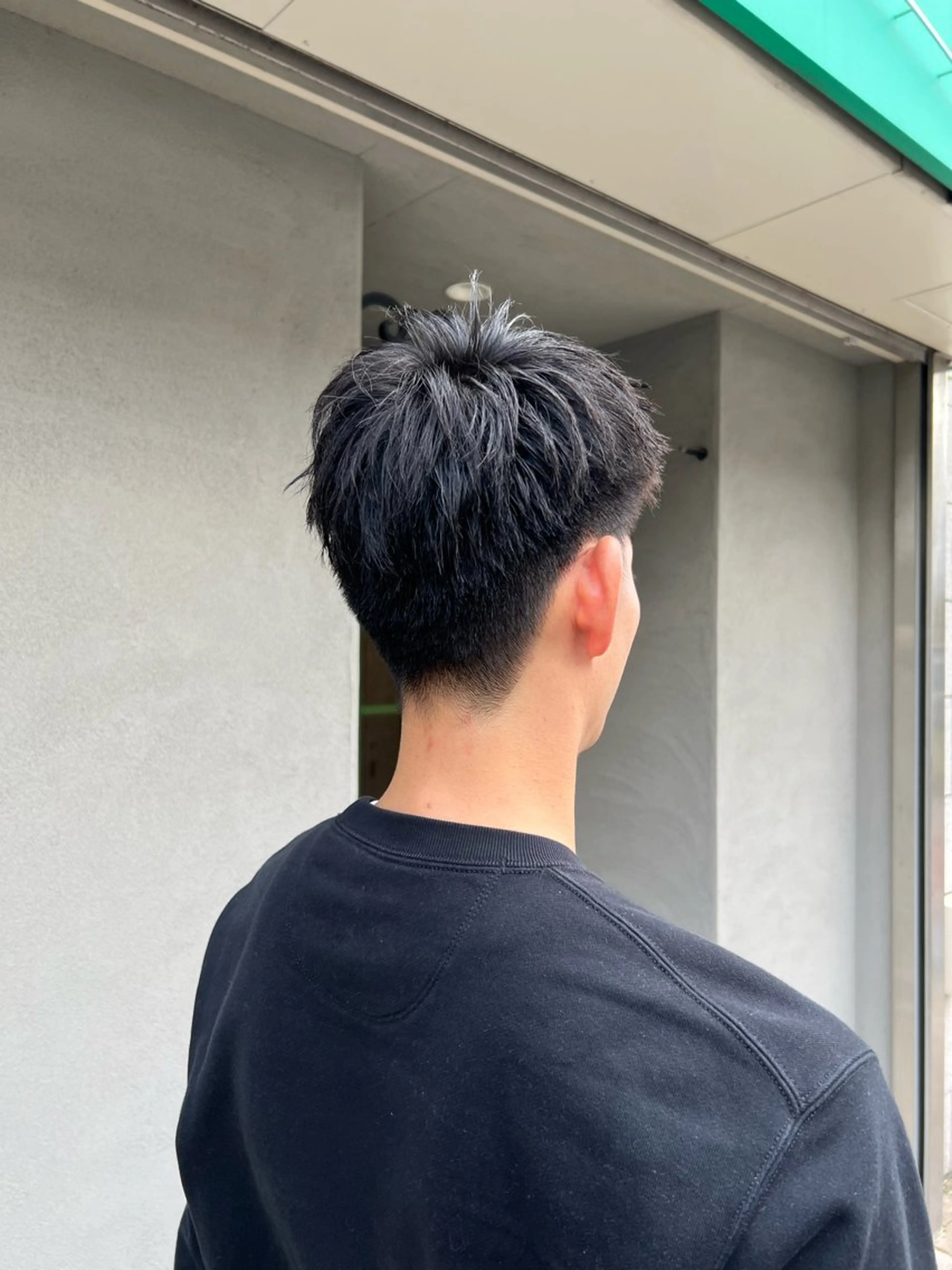 ショート メンズ ビジネス 刈り上げ カット SHION men's permのヘアスタイル