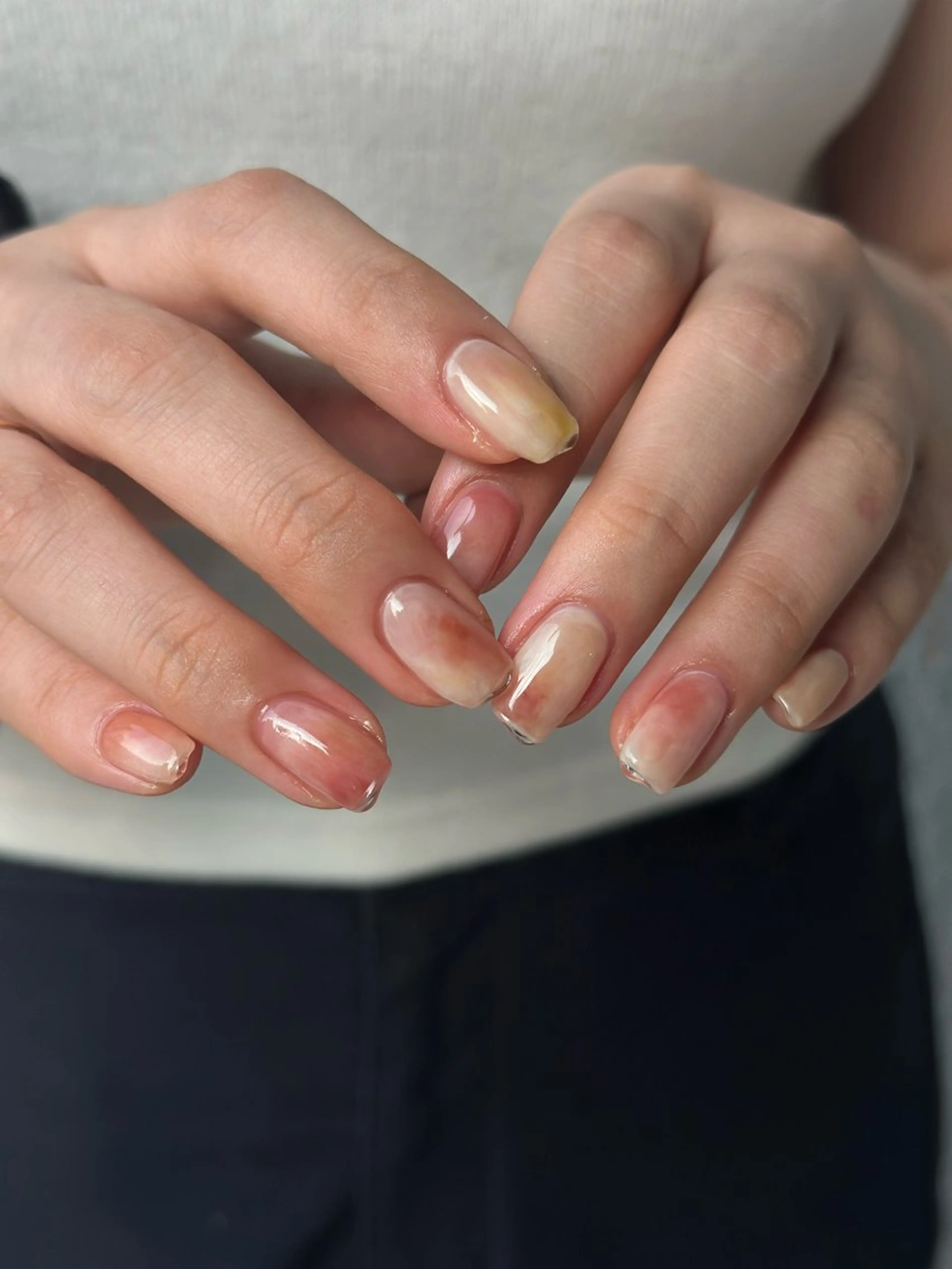 ネイル ニュアンスネイル オフィスネイル シンプルネイル ハンドネイル ryo.所属・yamaguchi ryoのネイルデザイン