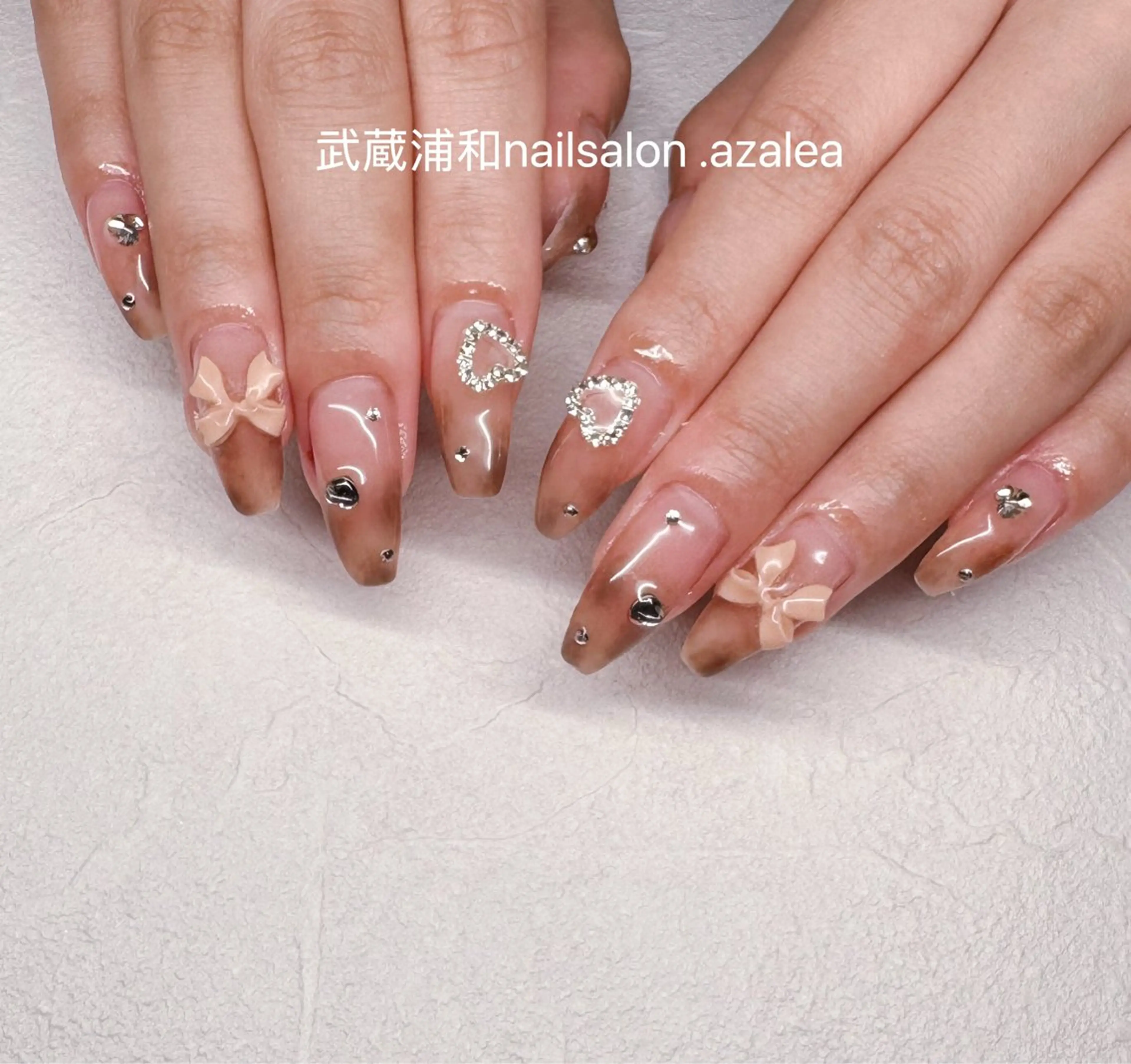 ネイル ハンドネイル R inのネイルデザイン