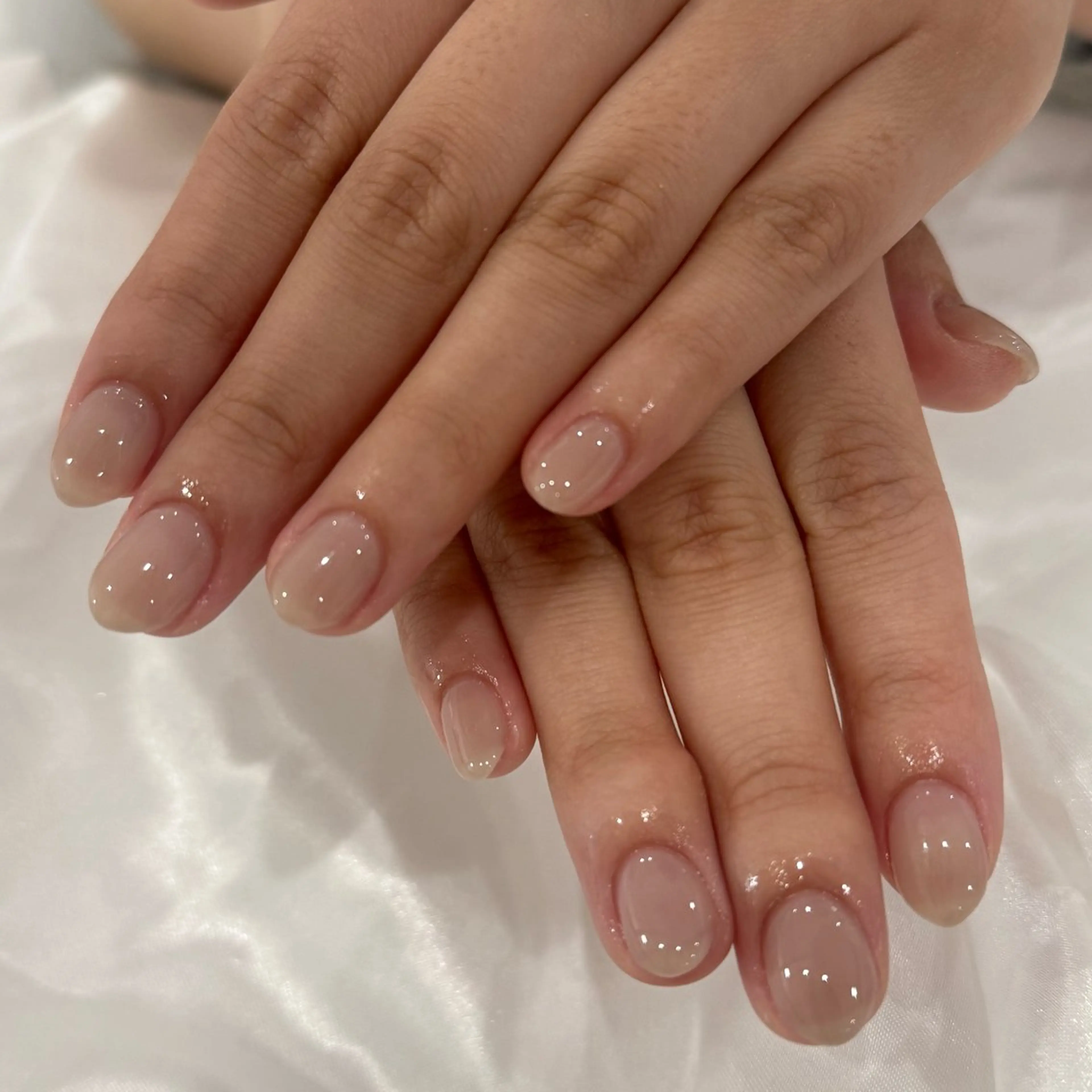 ネイル ホワイト ハンドネイル Lotus所属・Lotus momokaのネイルデザイン