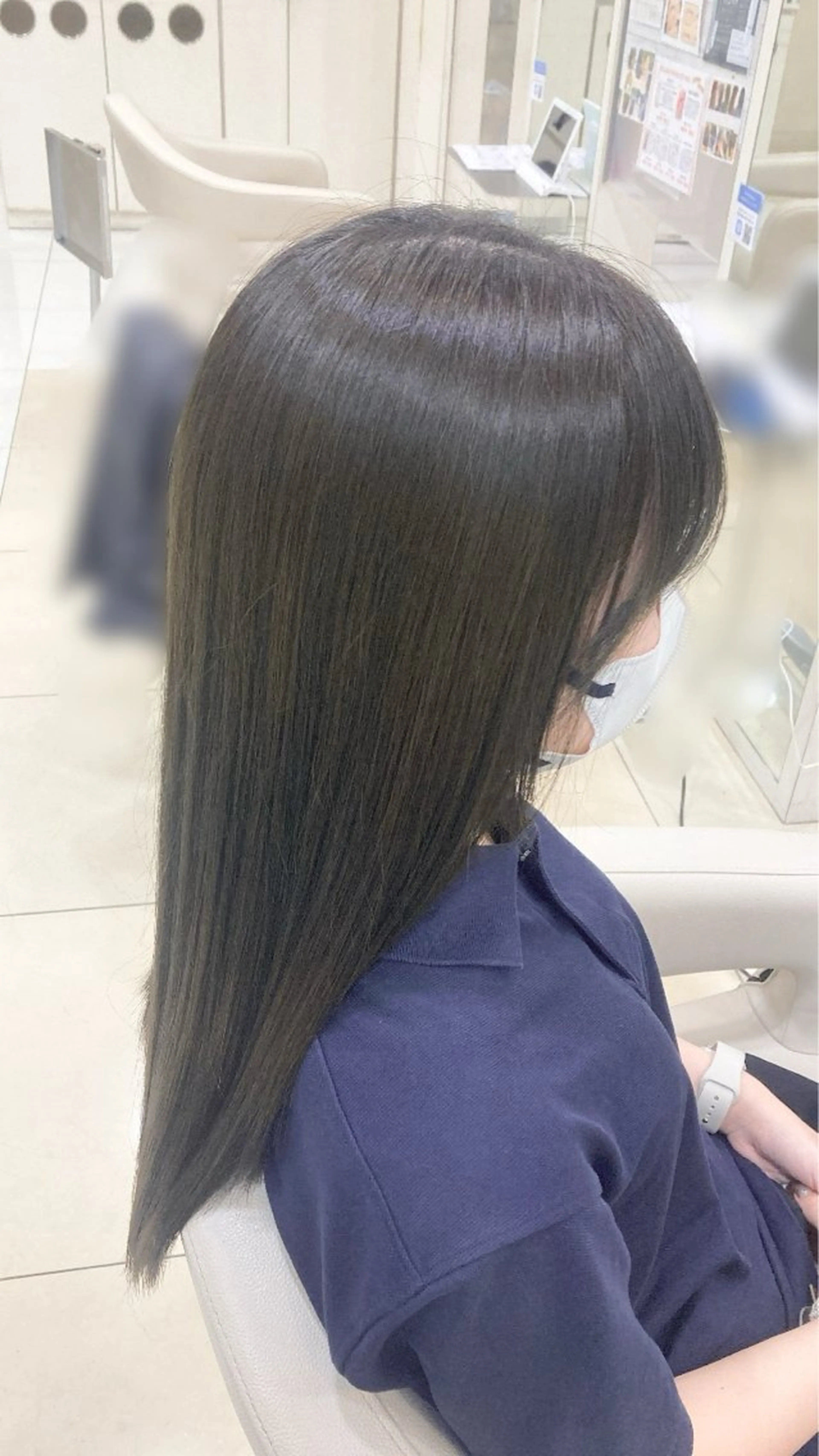 ロング カラー ベージュカラー 透明感カラー オリーブベージュ ロング 太田 瑠花のヘアスタイル