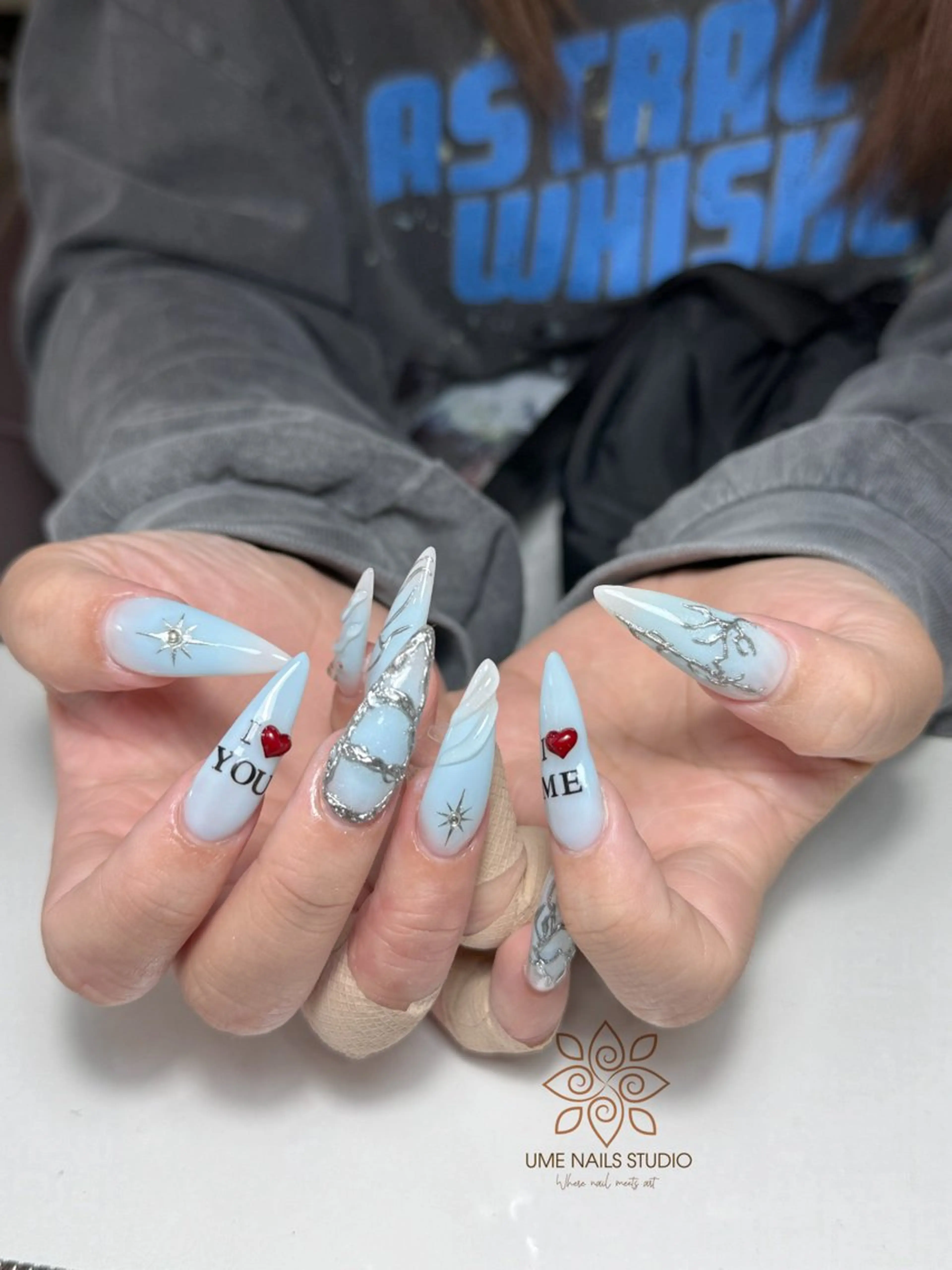 ネイル チークネイル クリアネイル ガーリー キラキラネイル 韓国ネイル ハンドネイル Ume Nail Studioのネイルデザイン