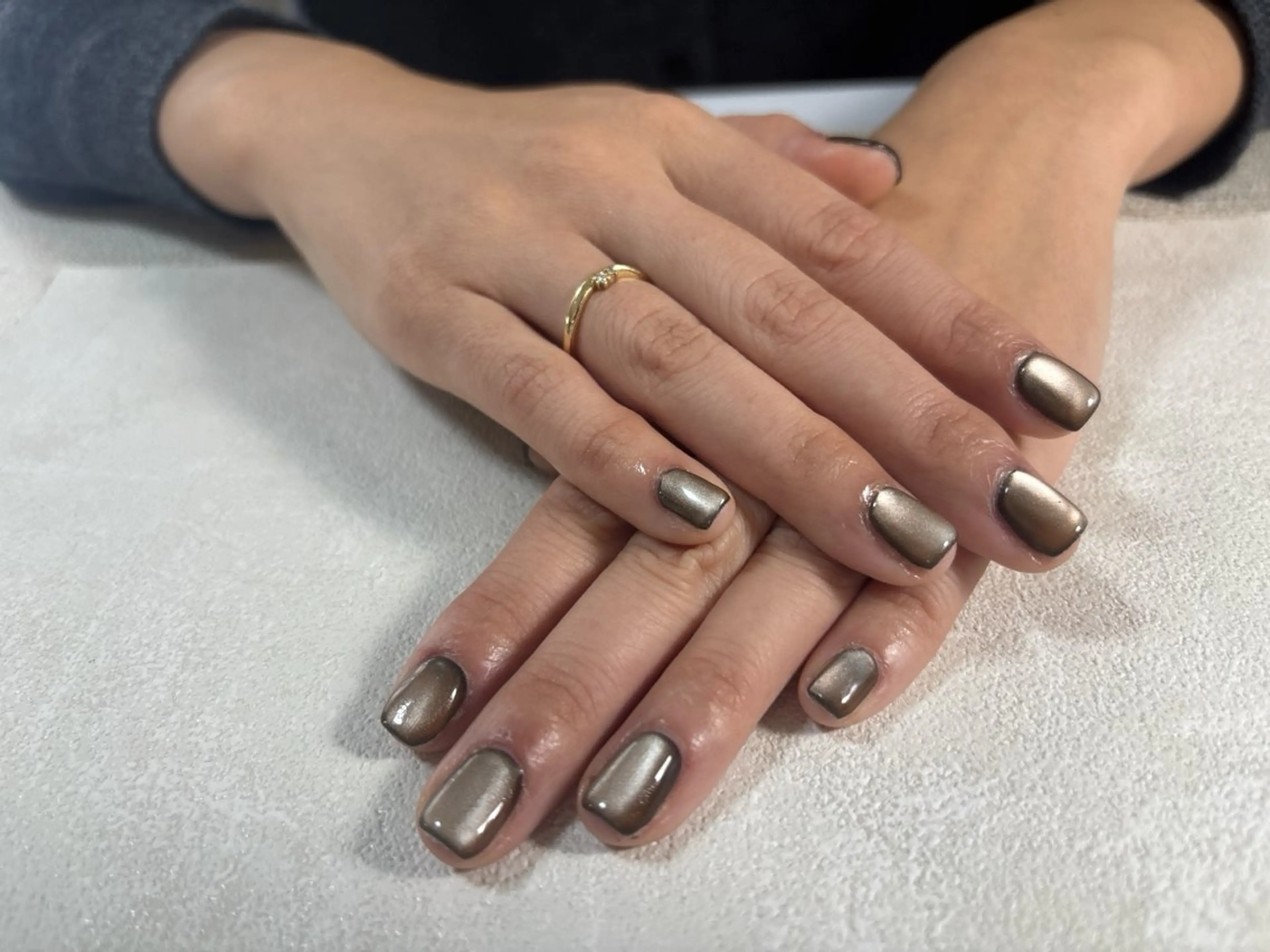 ネイル オーロラネイル ブルー フットネイル フレンチネイル ジェルネイル ハンドネイル kiki nail たまプラーザのネイルデザイン