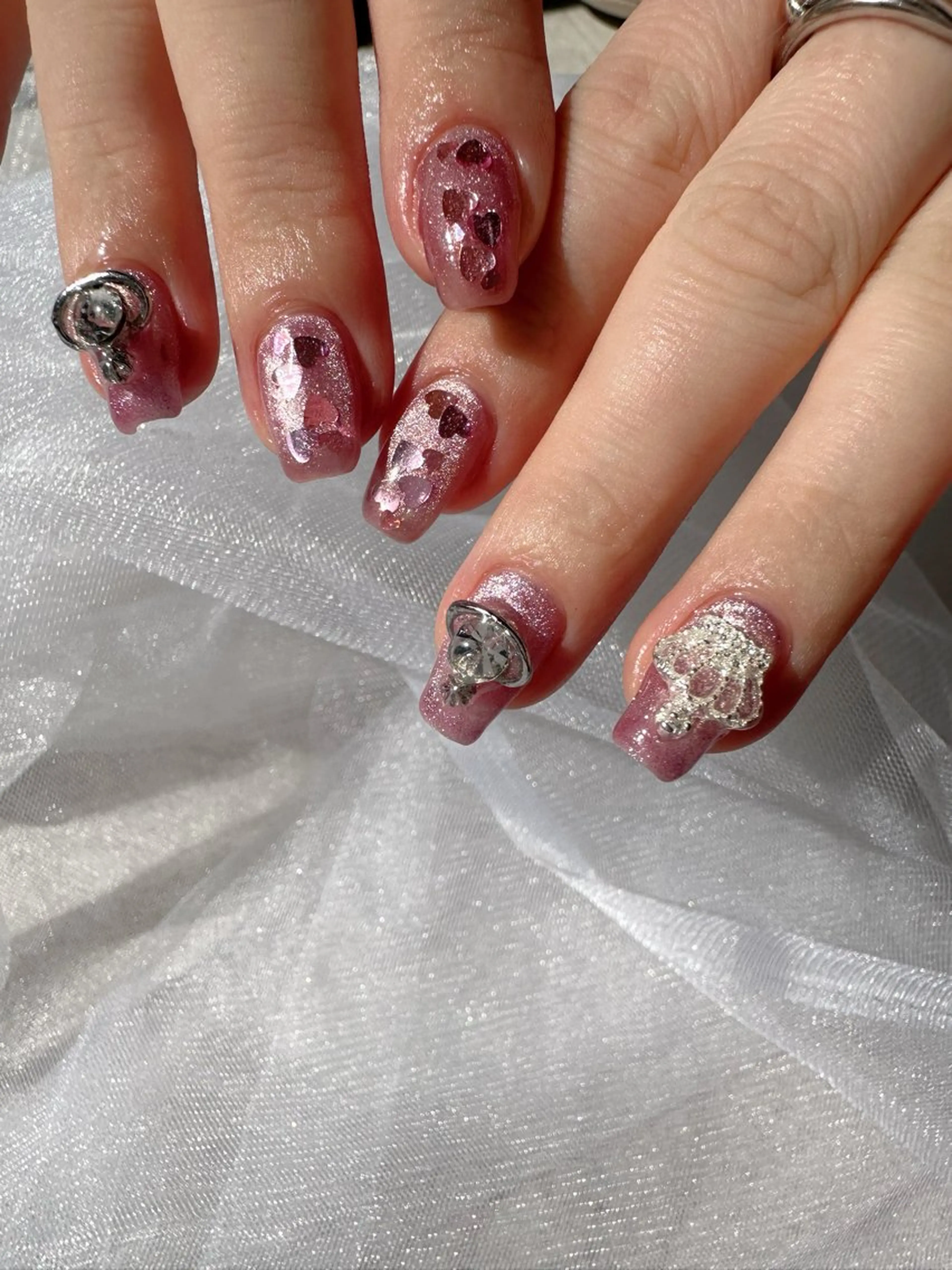 ネイル ハート ホログラムネイル 氷ネイル・うるうるネイル キラキラネイル 韓国ネイル 🪞KAPE NAIL 🪞のネイルデザイン