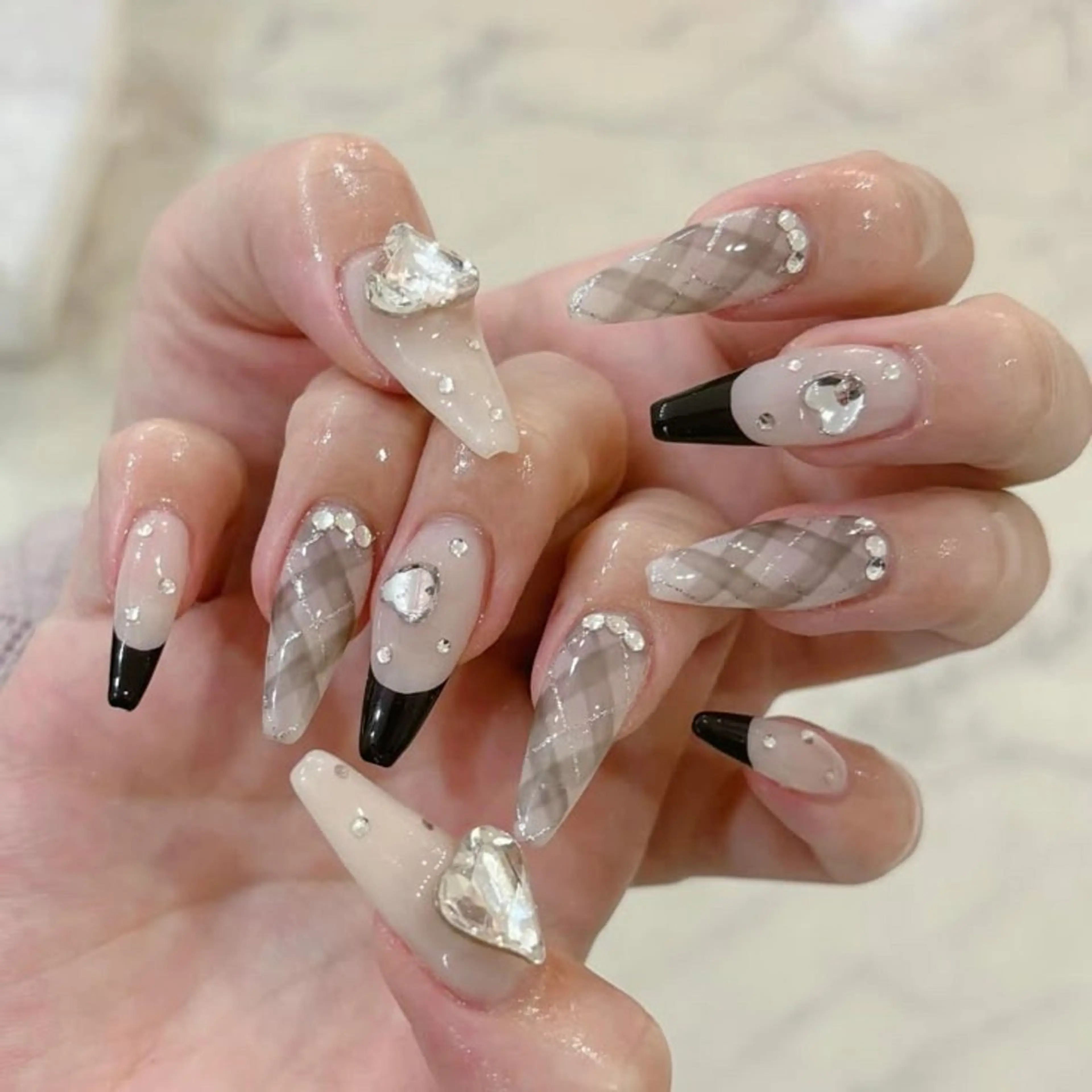 ネイル ハンドネイル Rose Ana.Chuoのネイルデザイン